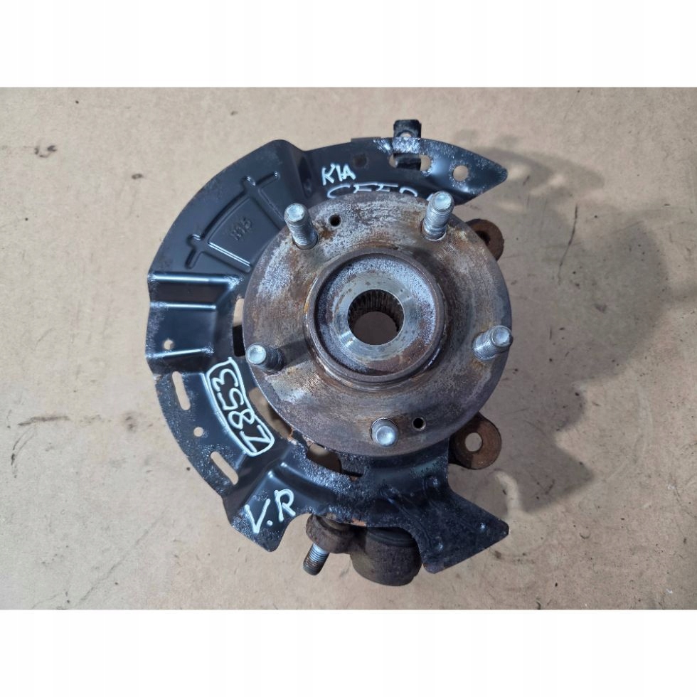 KIA Ceed III 1,4MPI Hyundai I30 swing front right (Z853)