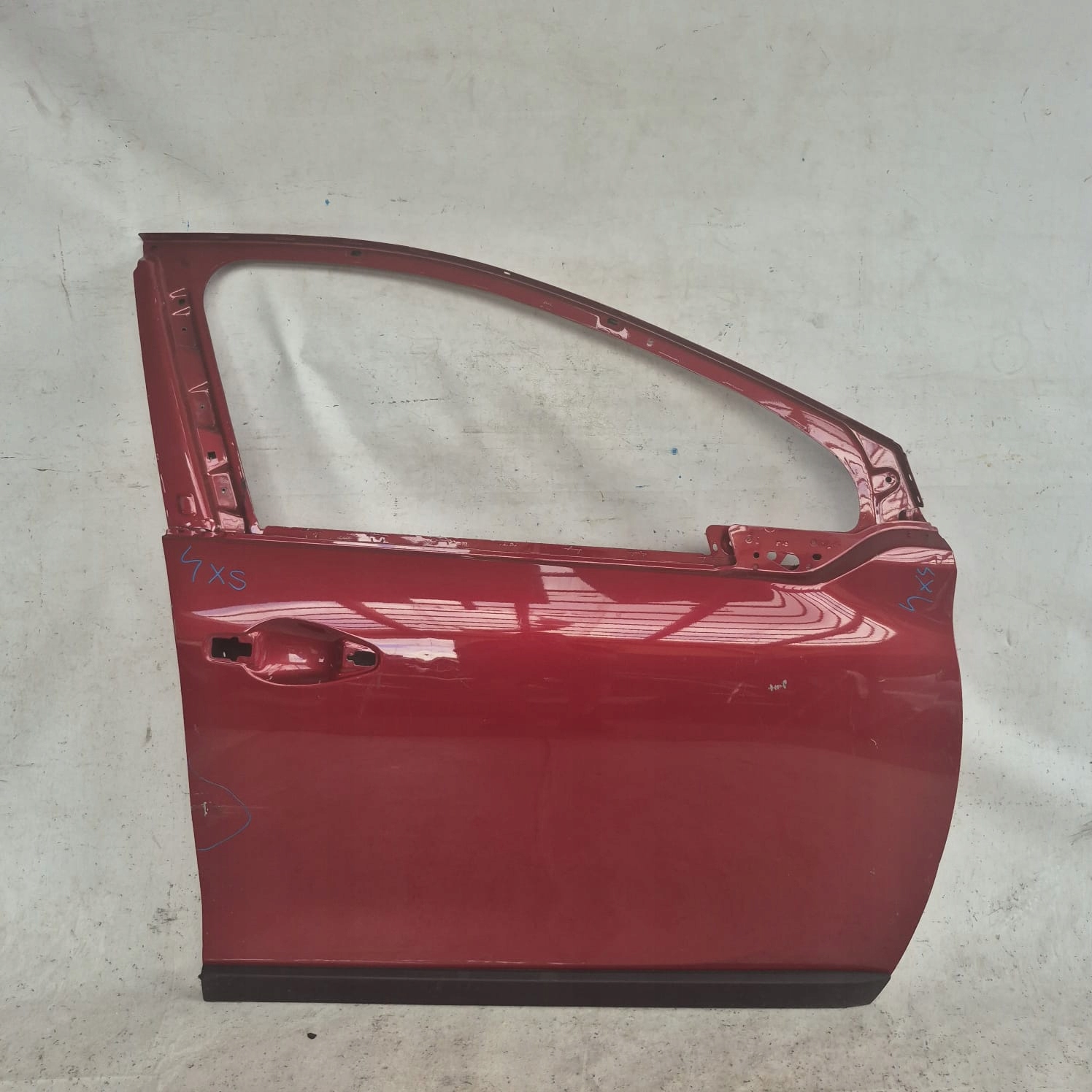 PEUGEOT 2008 and 1 13-19 door front front right