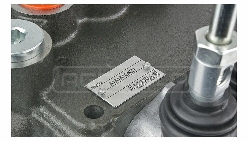 ROZDZIELACZ HYDRAULICZNY 3 SEKCYJNY 40L BADESTNOST Producent części Badestnost