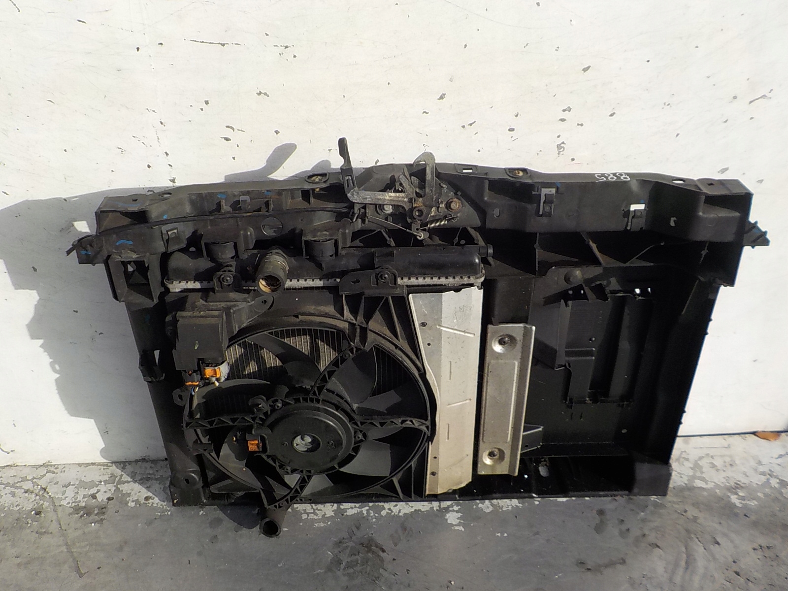 885 CITROEN C3 II DS3 support panel for radiators sider radiator