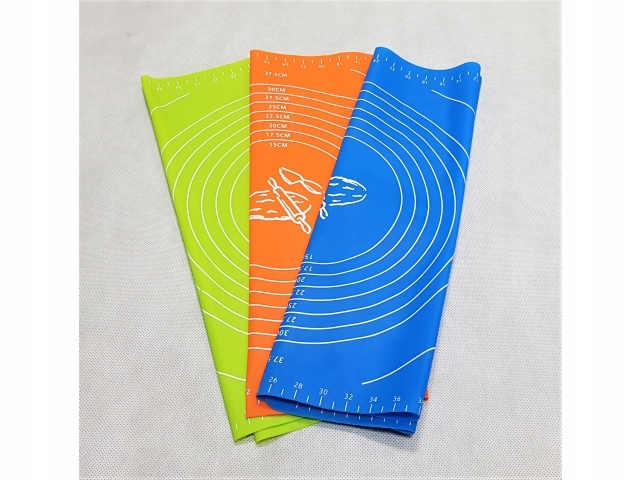 STOLNICA SILKONOWA MATA KUCHENNA DO CIASTA CIASTEK PODKŁADKA NA BLAT Rodzaj stolnica