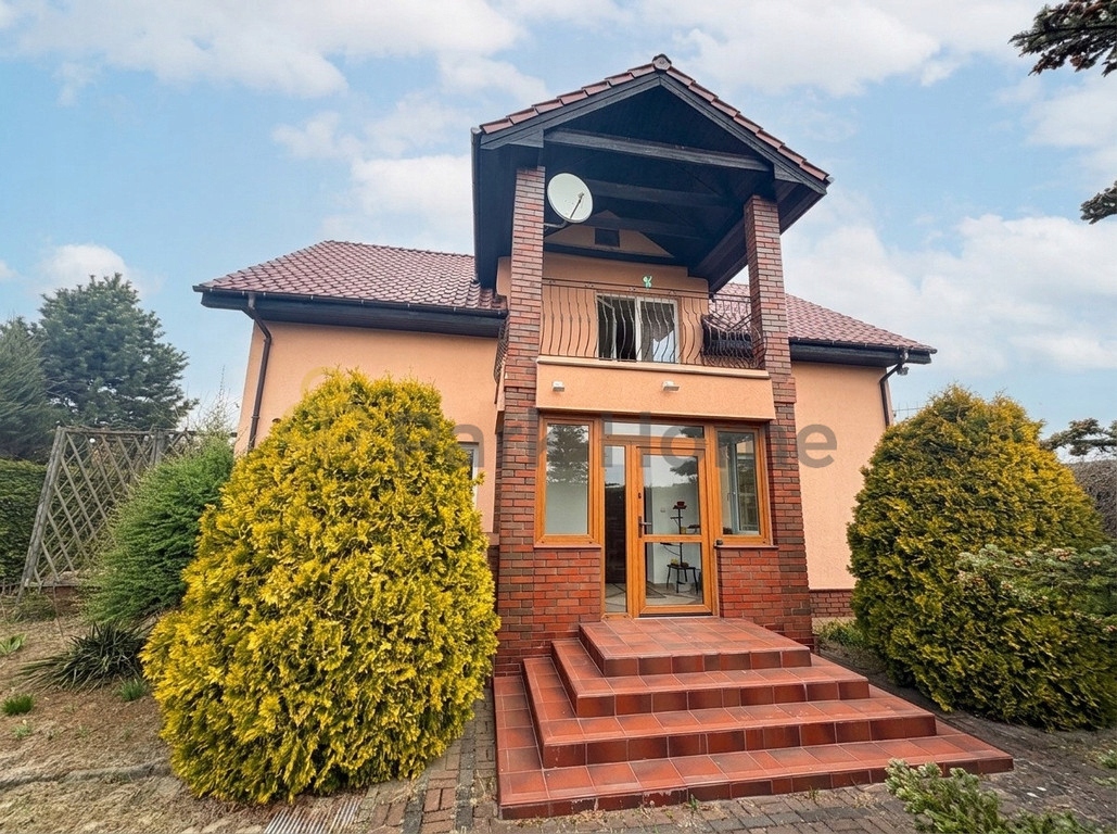 Dom, Jeziory Małe, Zaniemyśl, Średzki, 131 m²