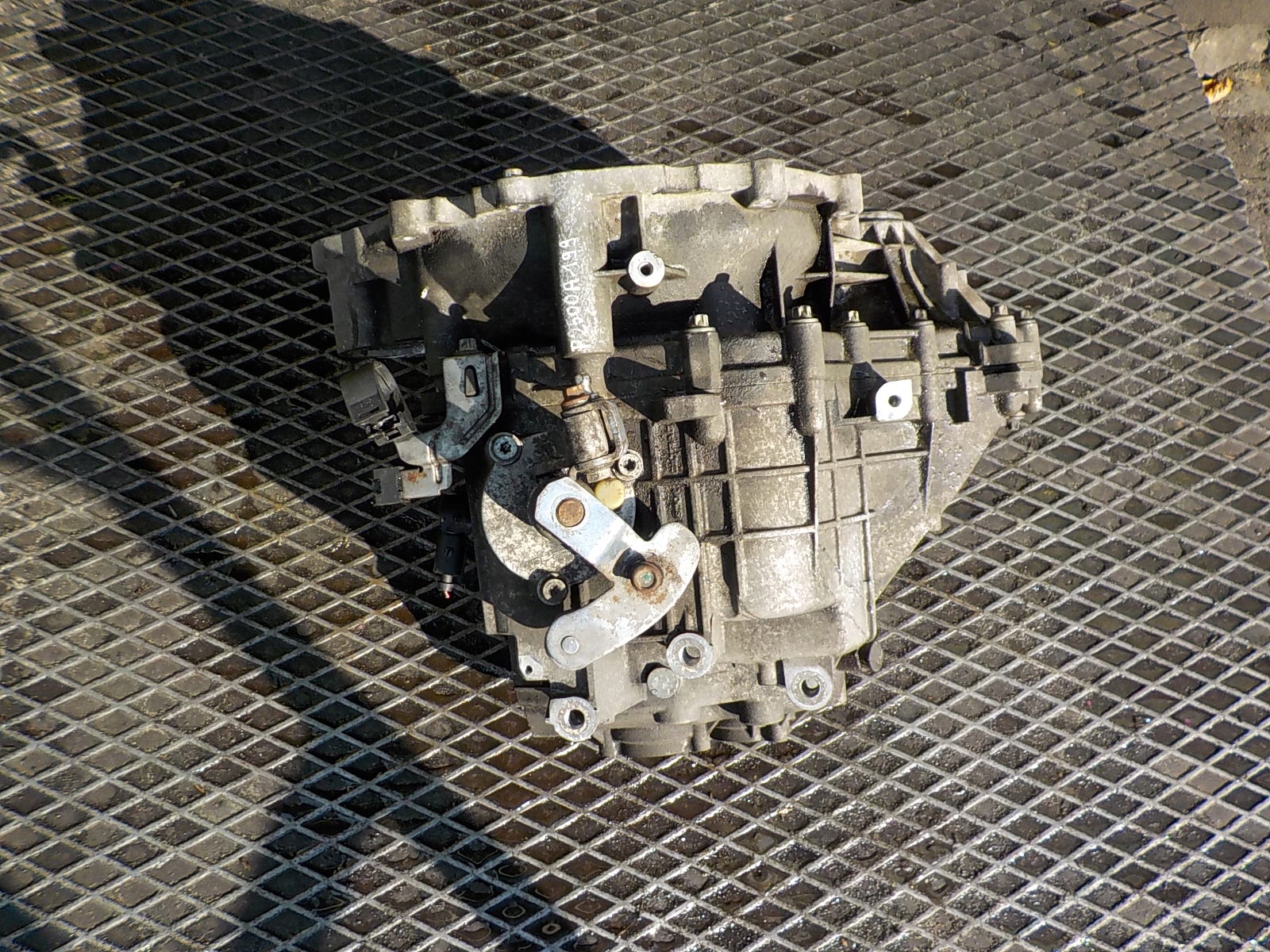 MITSUBISHI COLT IV 1.3 16V B Getriebe P2500A199