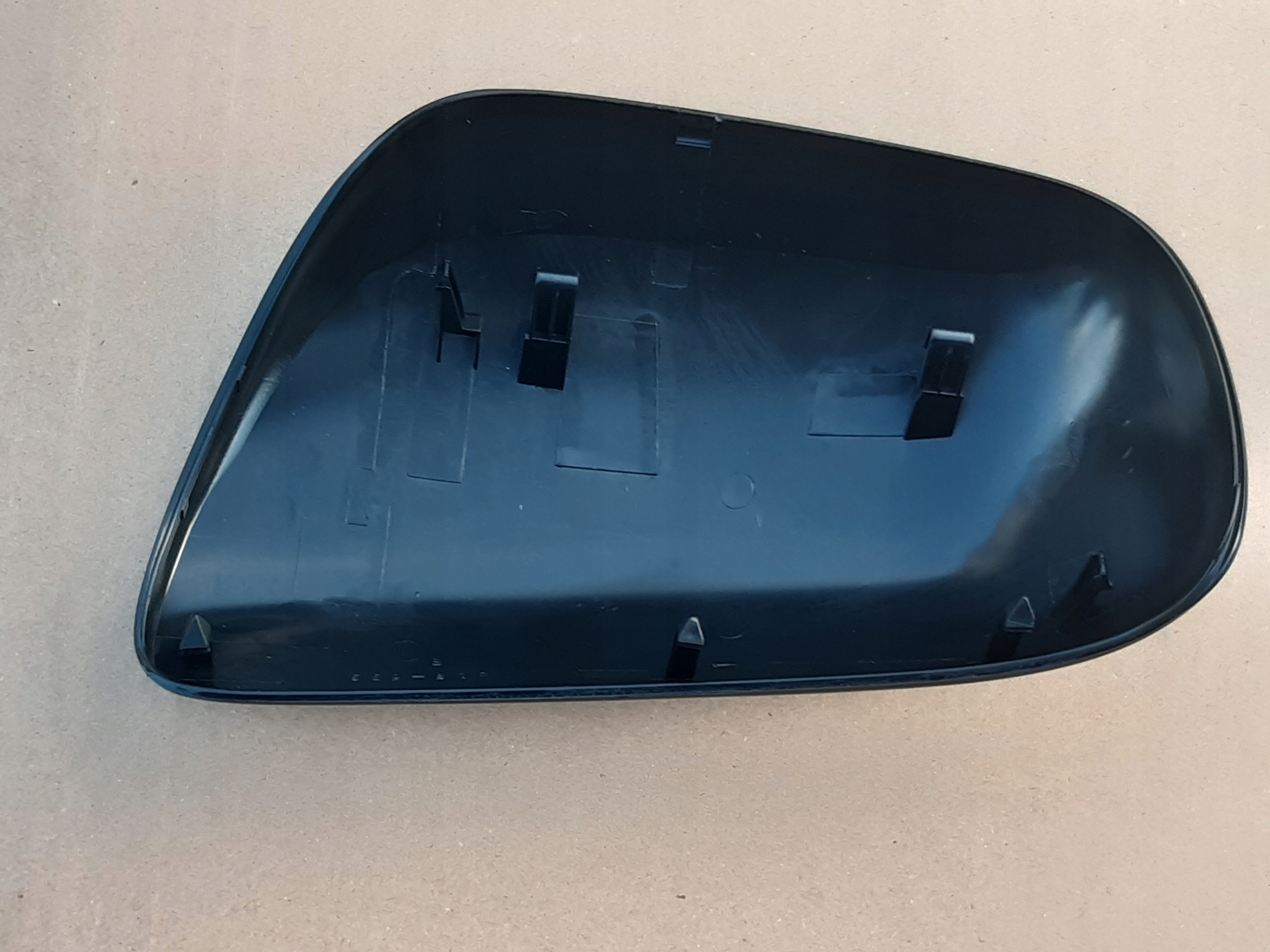 PRAWA OBUDOWA LUSTERKA TOYOTA YARIS 2006-2011 NOWA Numer katalogowy części 896369