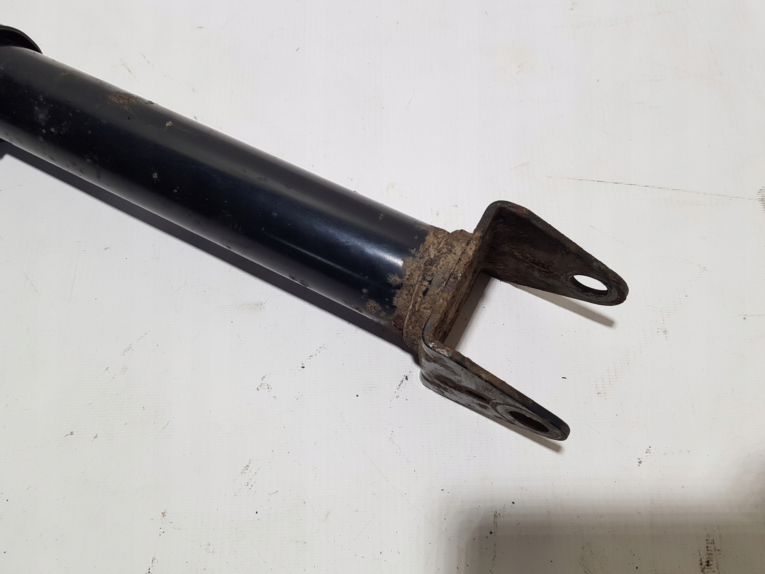 shock absorber rear part left right MERCEDES W251