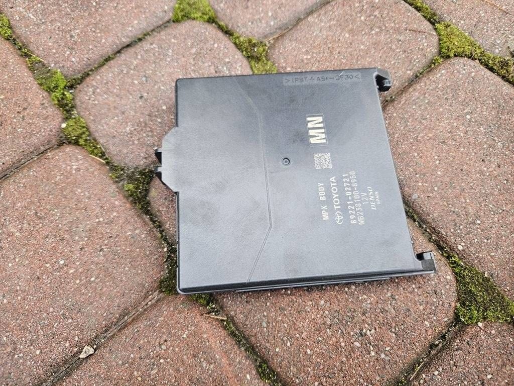 89221-02721 module control unit computer komfortu Toyota Corolla E210 E21