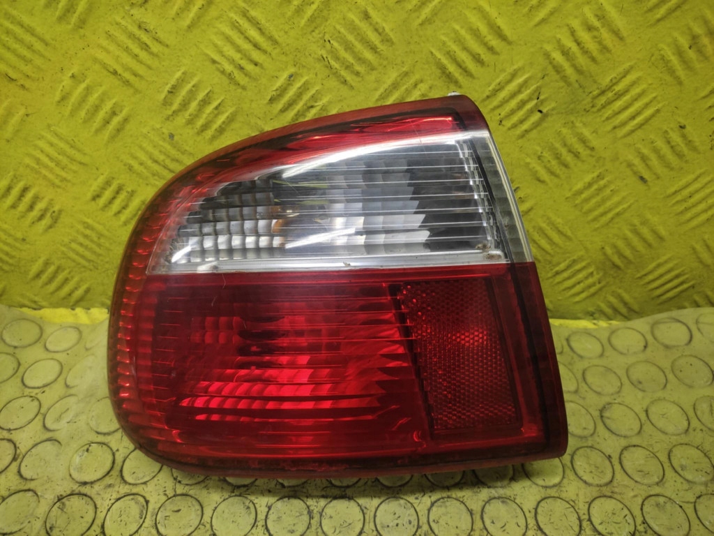 SEAT TOLEDO II light left rear part 1M5945095B