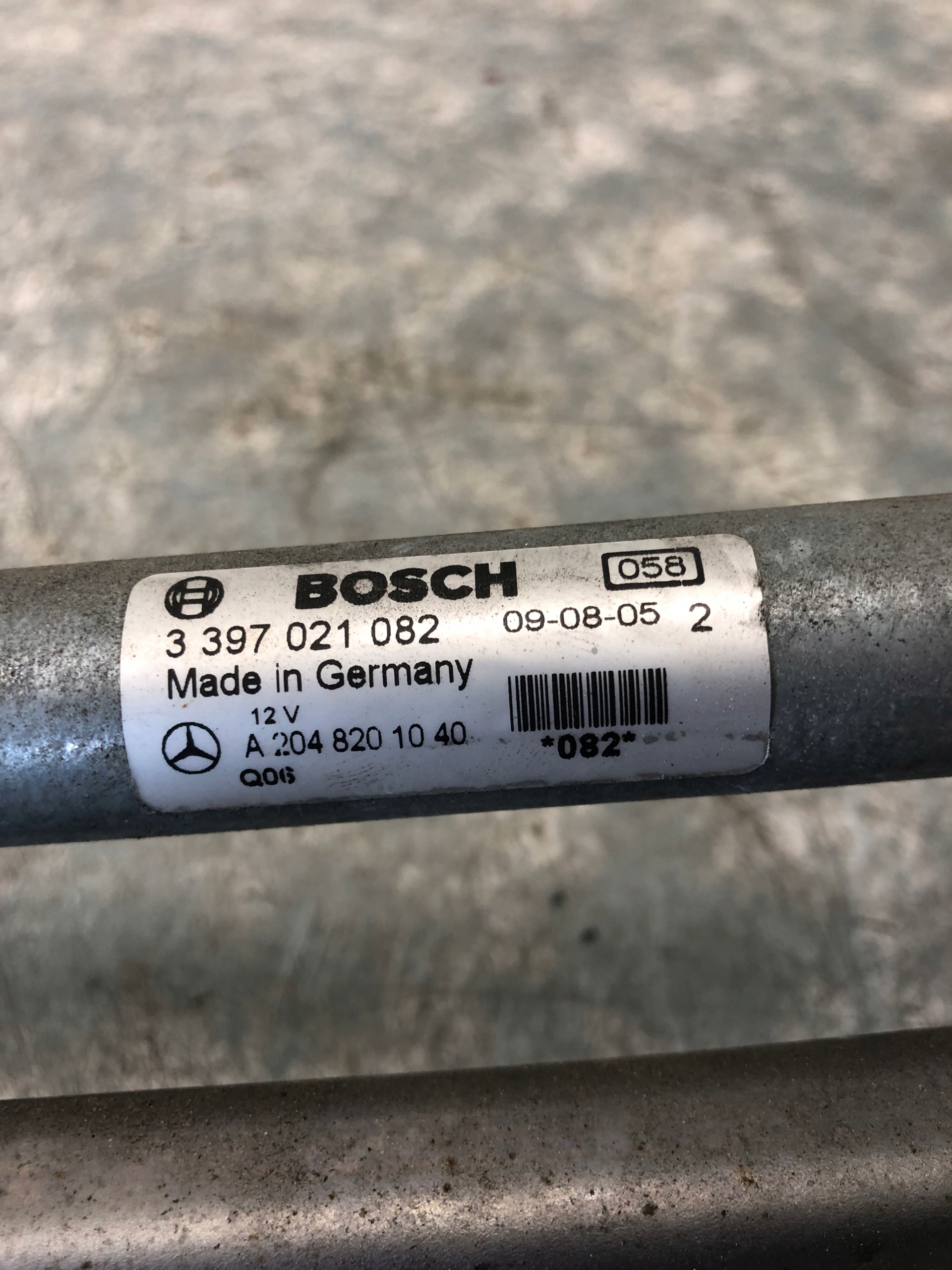 Wischergestänge MERCEDES W204 A2048201040