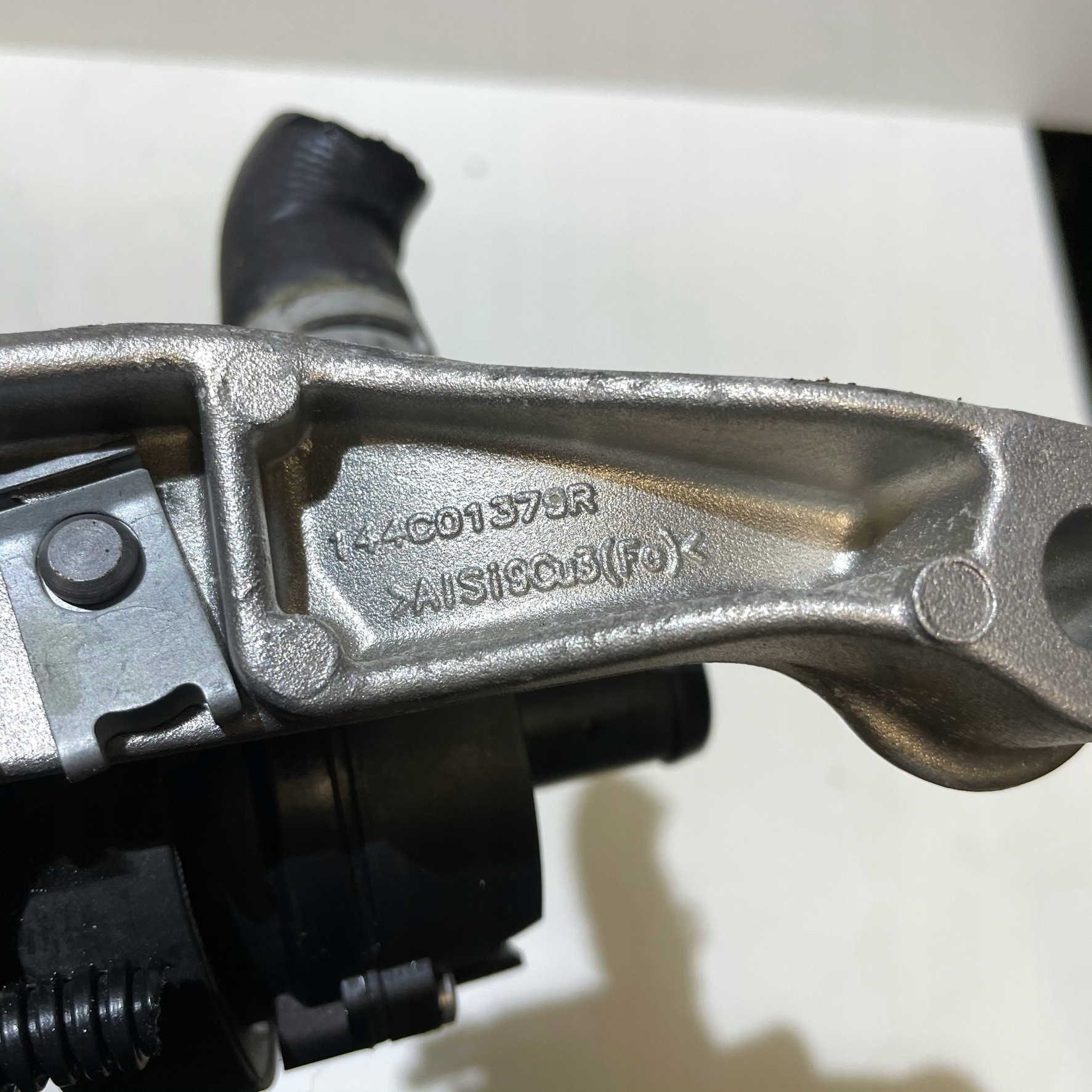 RENAULT CLIO V CAPTUR 1.3 TCE WATER PUMP HOLDER