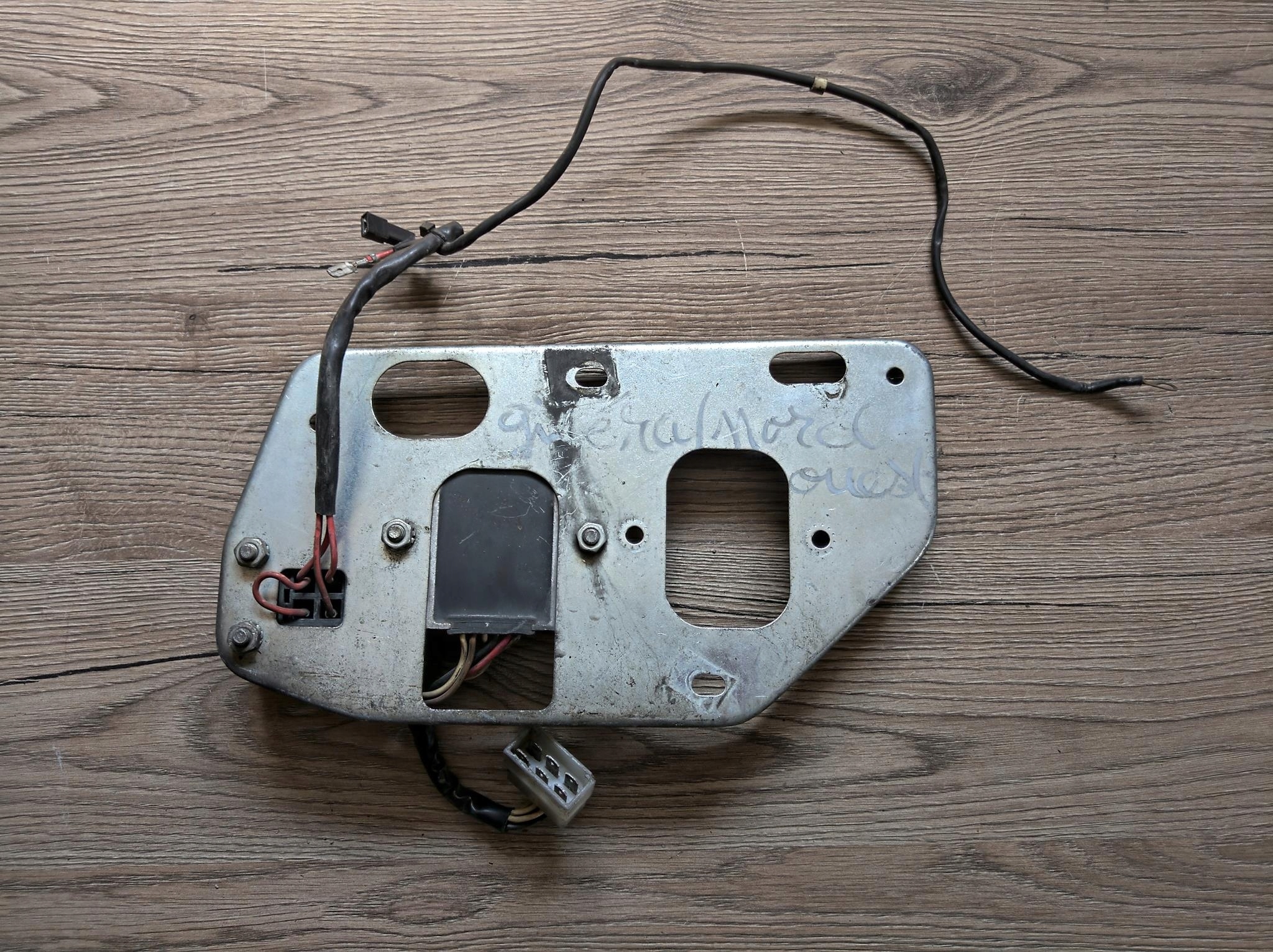 GILERA SATURNO 500 REGULATOR NAPIĘCIA SH535-12G Producent ABM