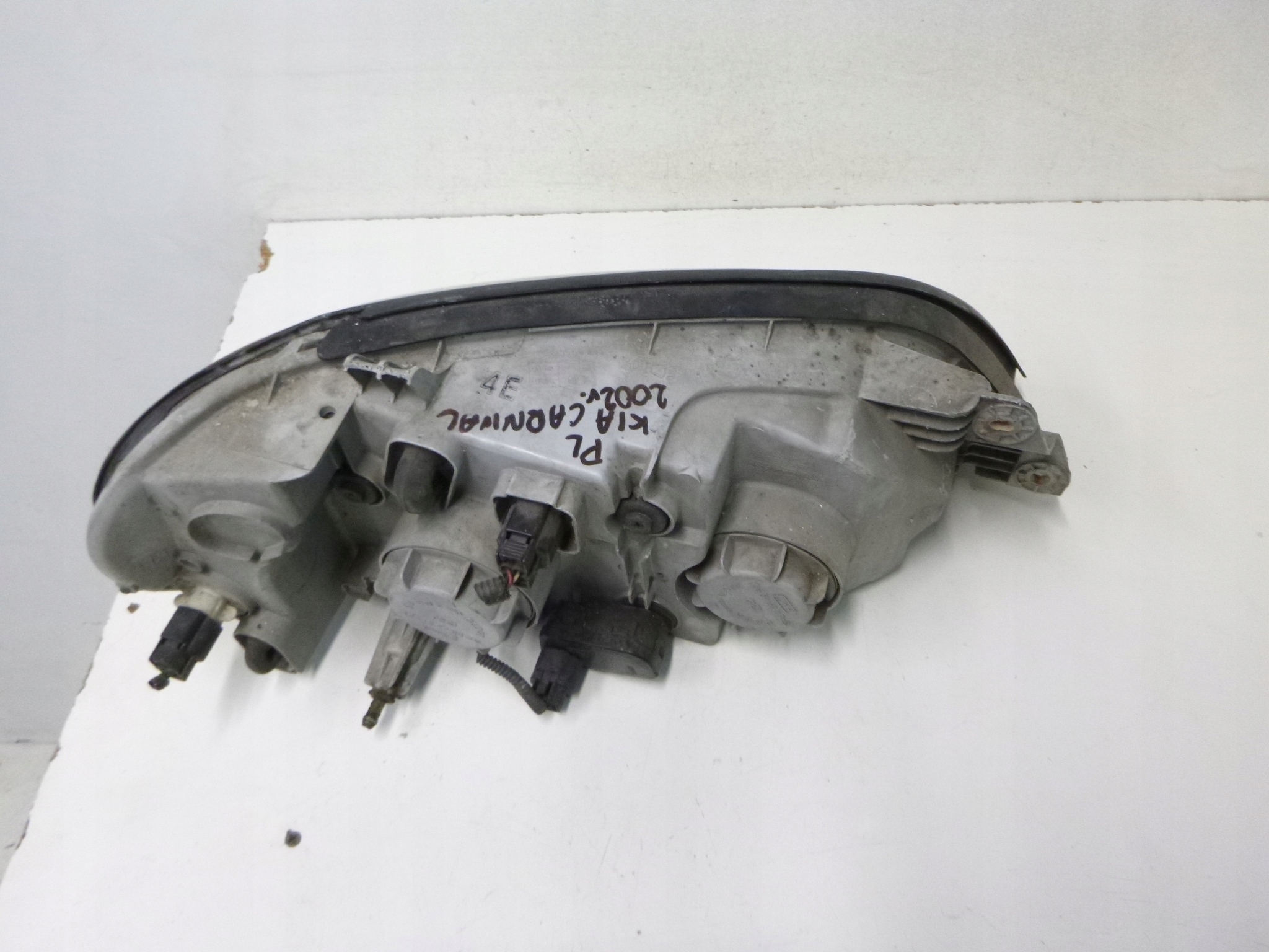 light front Kia Carnival Lift 2002 - 2006