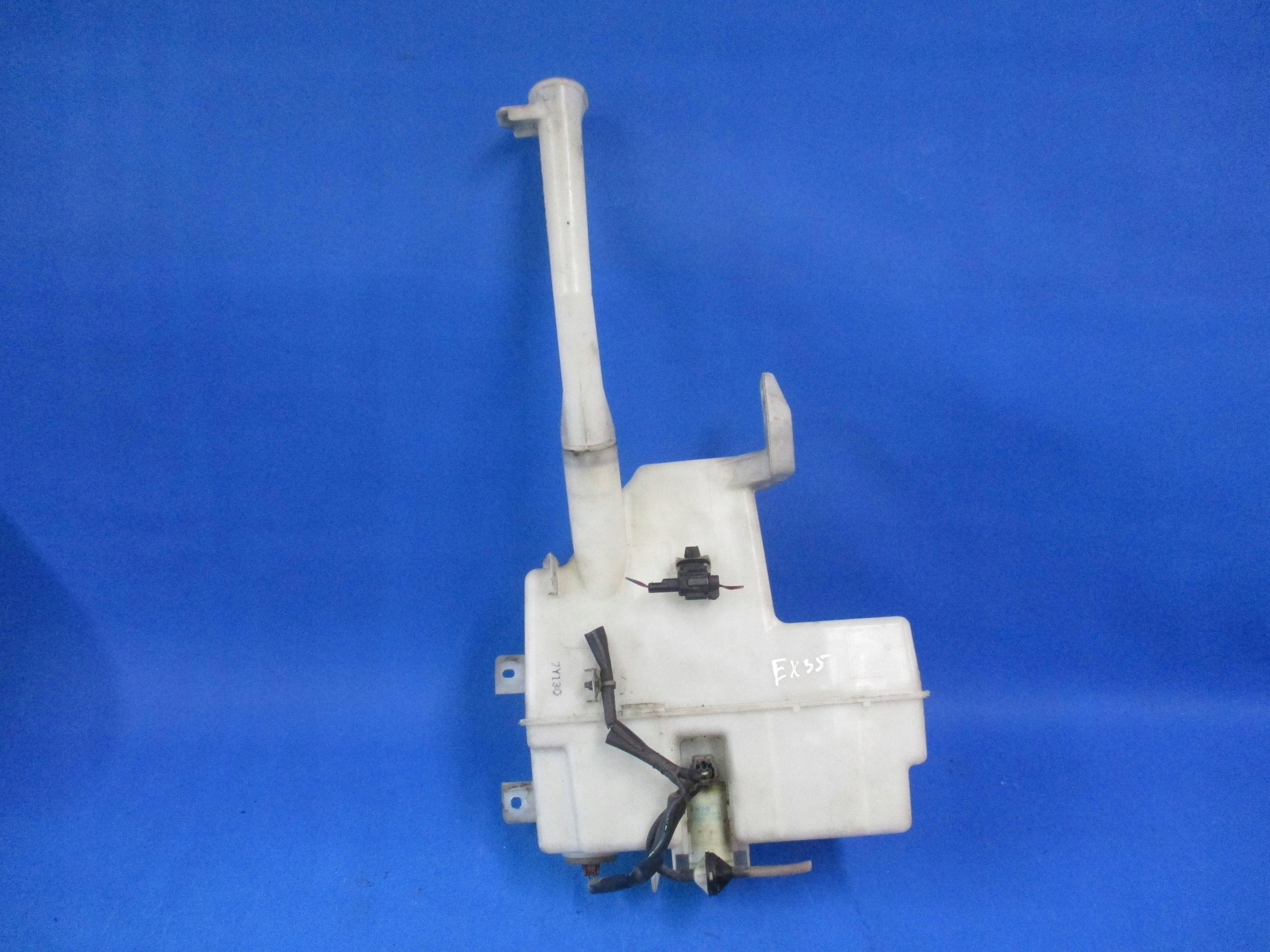 бачок омывателя INFINITI EX35