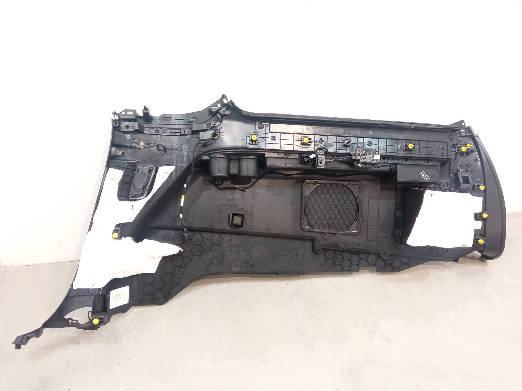boot upholstery left rear part LONG Lincoln Navigator IV