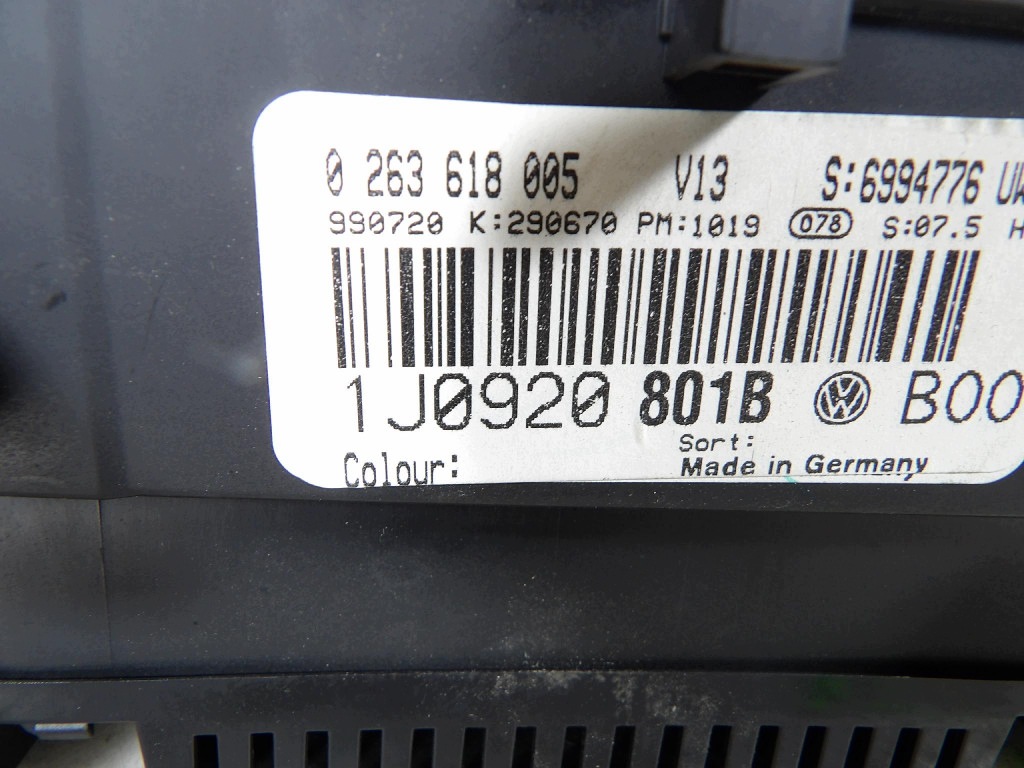 VW GOLF 4 IV 1.6B dials 1J0920801B