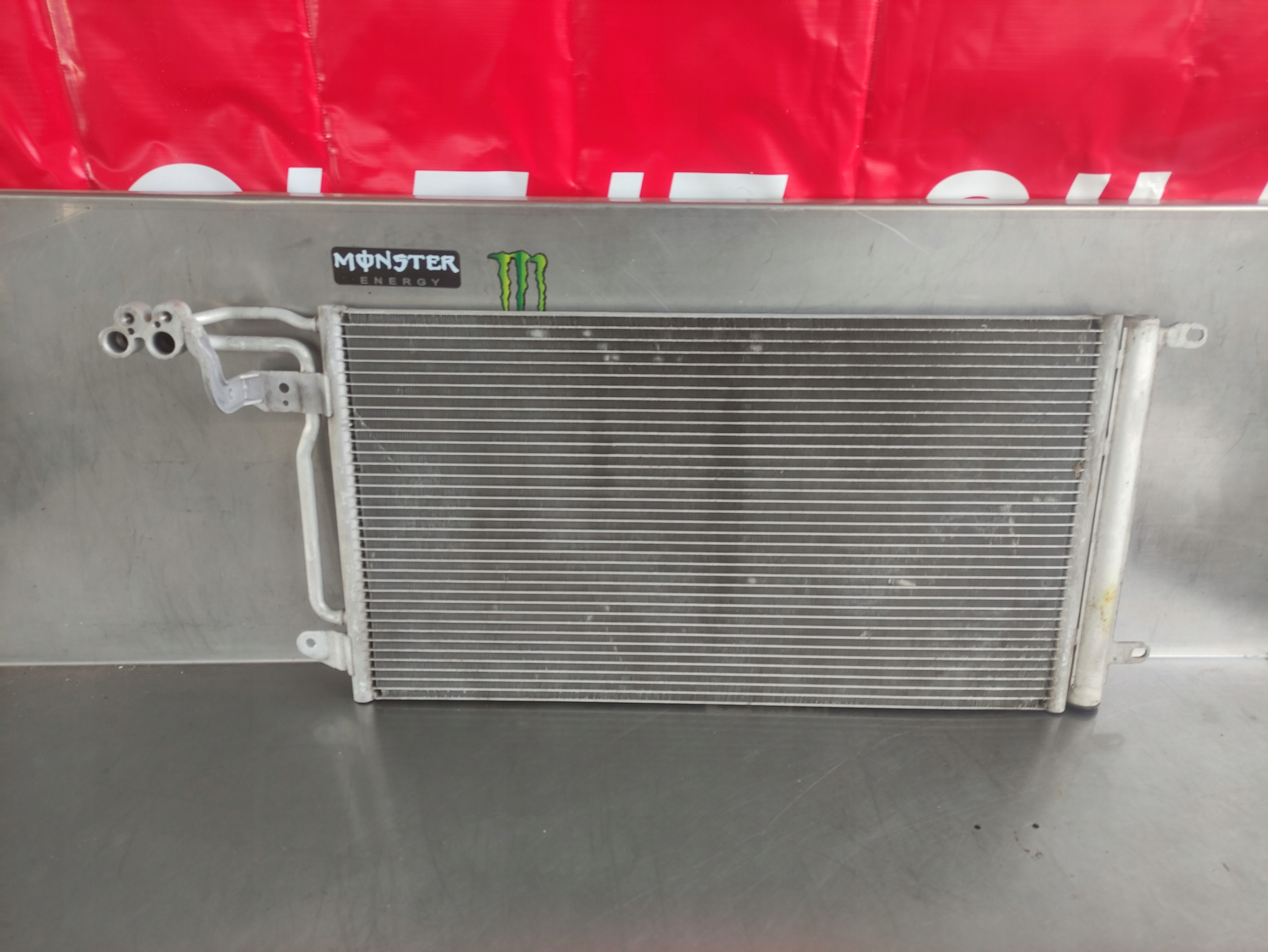 Радіатор кондиціонера VW POLO A1 FABIA 6C0816411B