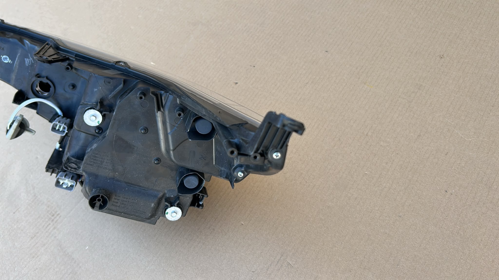 REFLEKTOR light right right front front TOYOTA AVENSIS T27 15