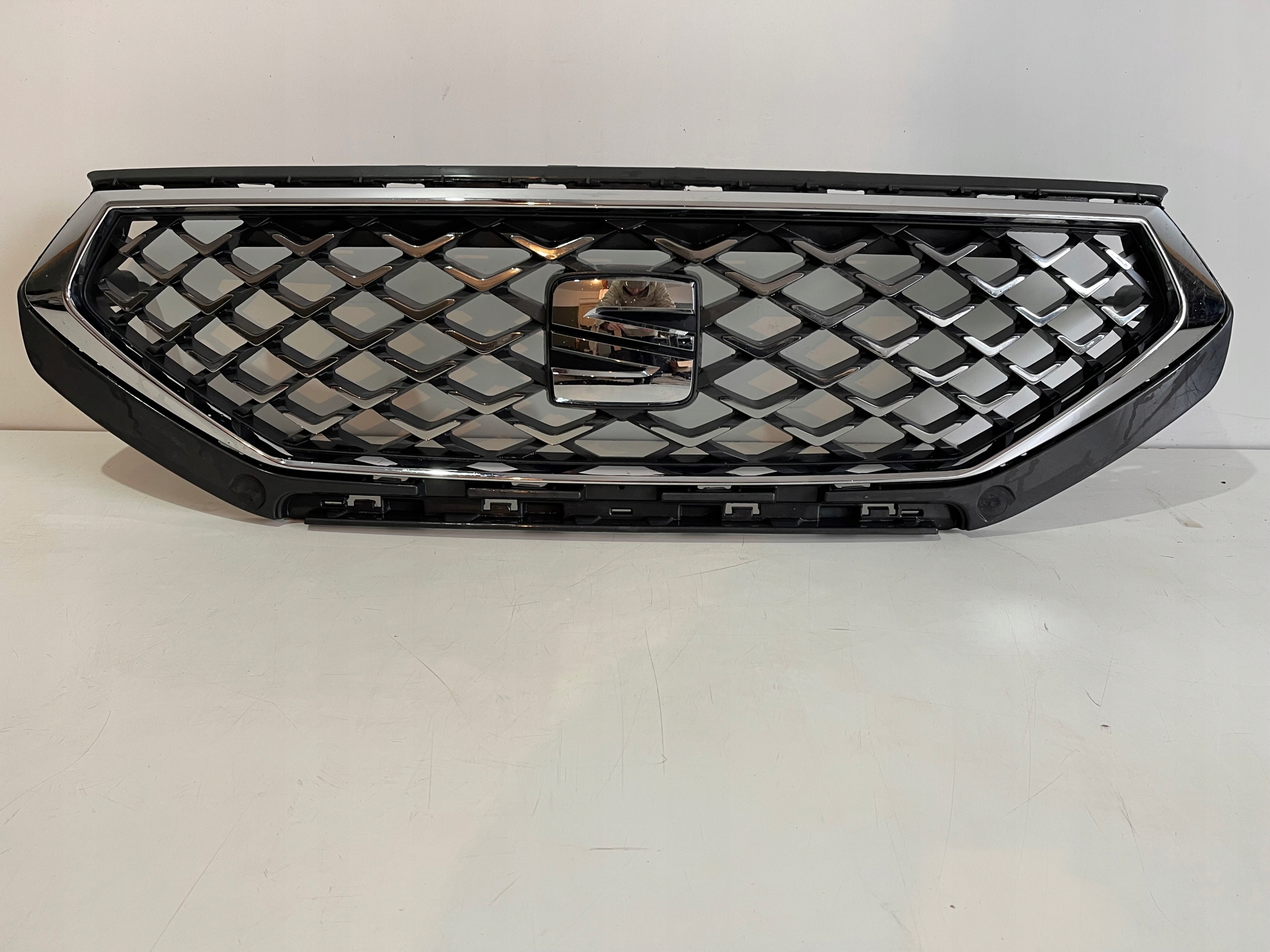 SEAT Tarraco Leon IV 5F Kühlergrill FRONTGRILL Kühlergitter 5FJ853651D - Thumbnail 1