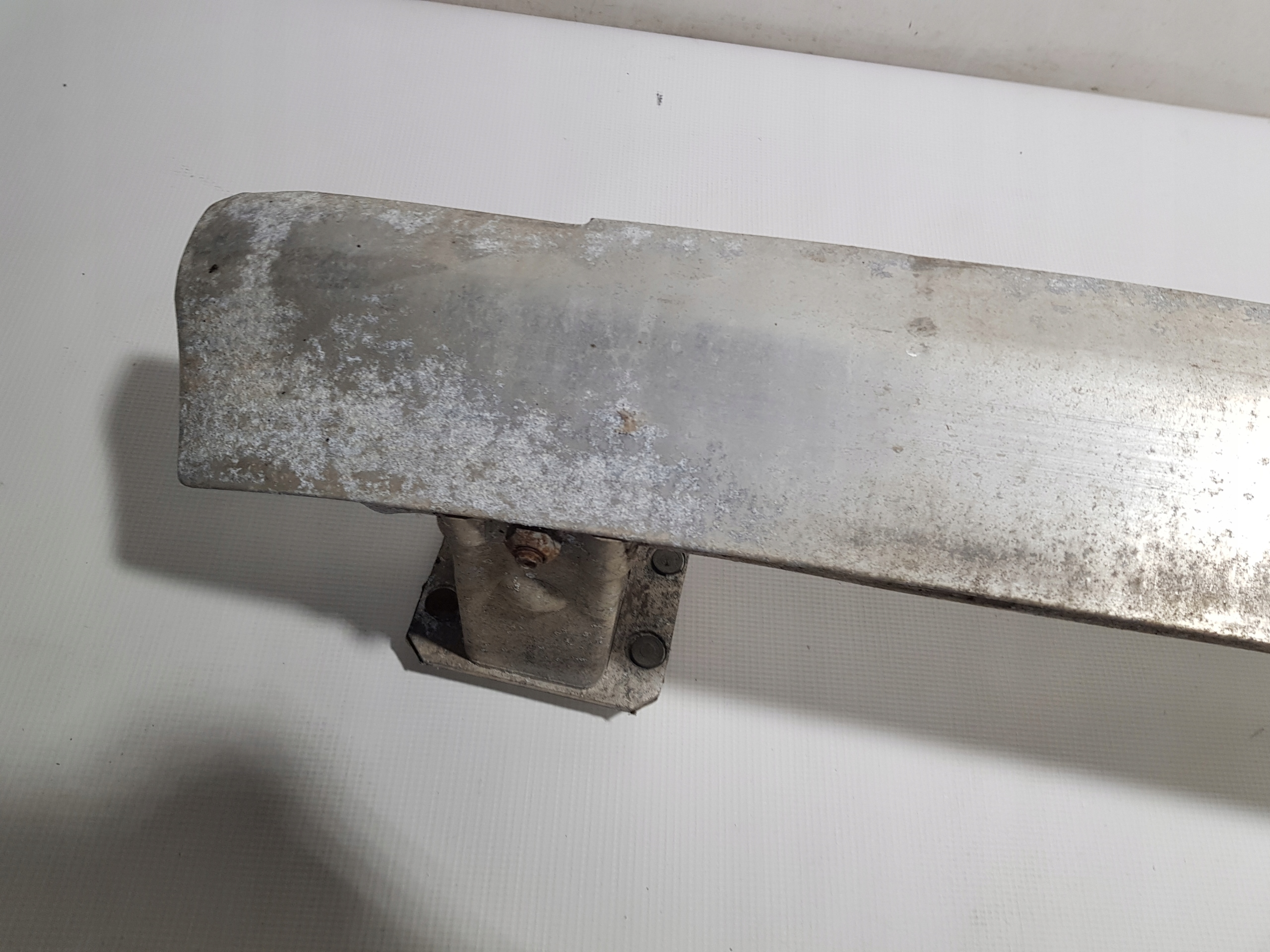 MERCEDES SL R230 W230 bumper support rear part rear pillar