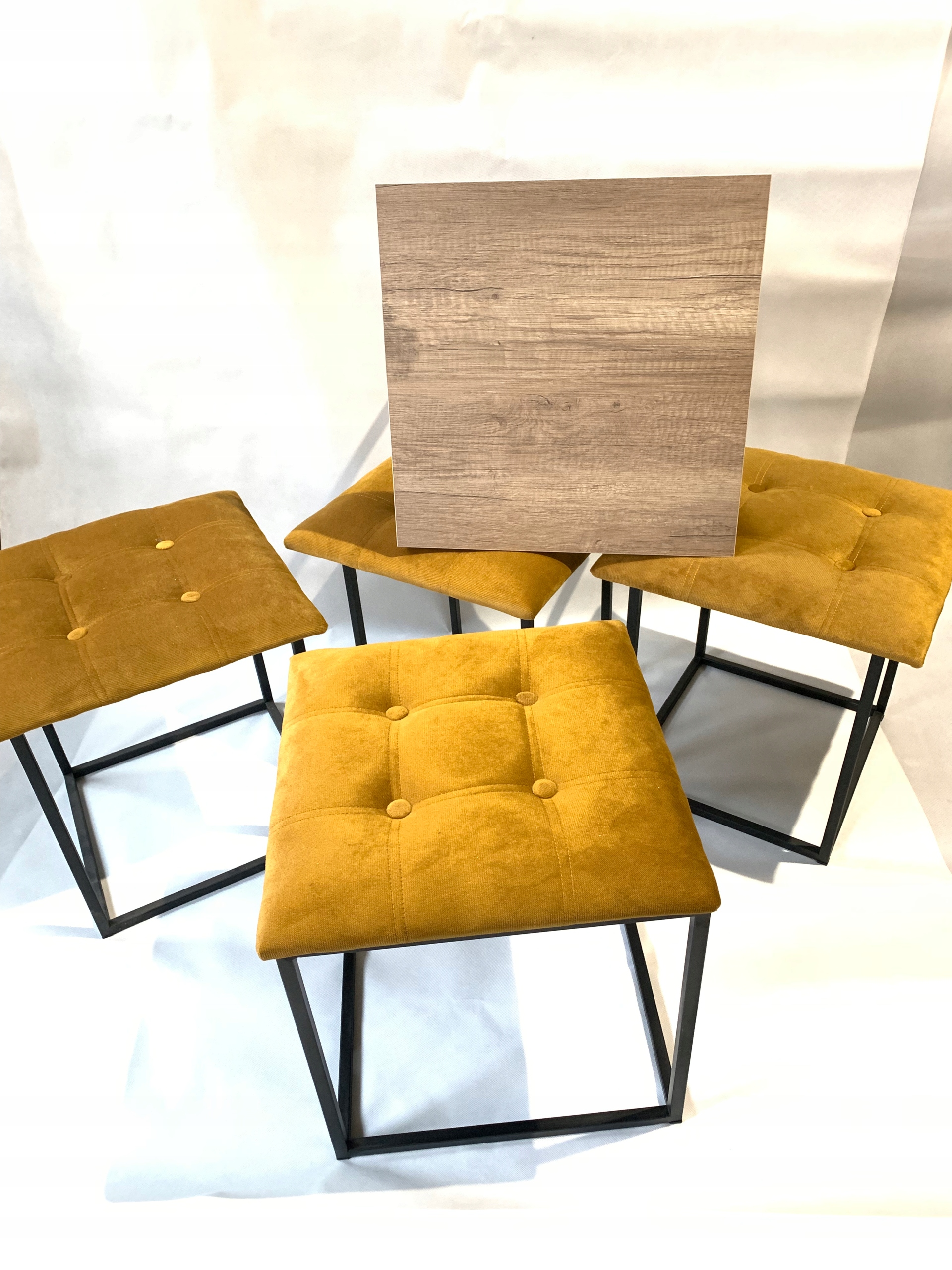 Pufa 5w1 - 4 taborety + stoliczek Marka Aspro Meble