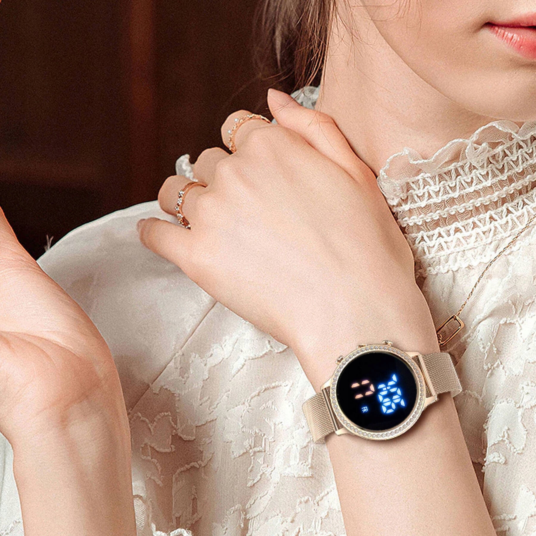 MODNY STYLOWY ZEGAREK DAMSK LED CYRKONIE MESH MAGNETYCZNE ZAPIĘCIE KWARCOWY Rodzaj cyfrowe