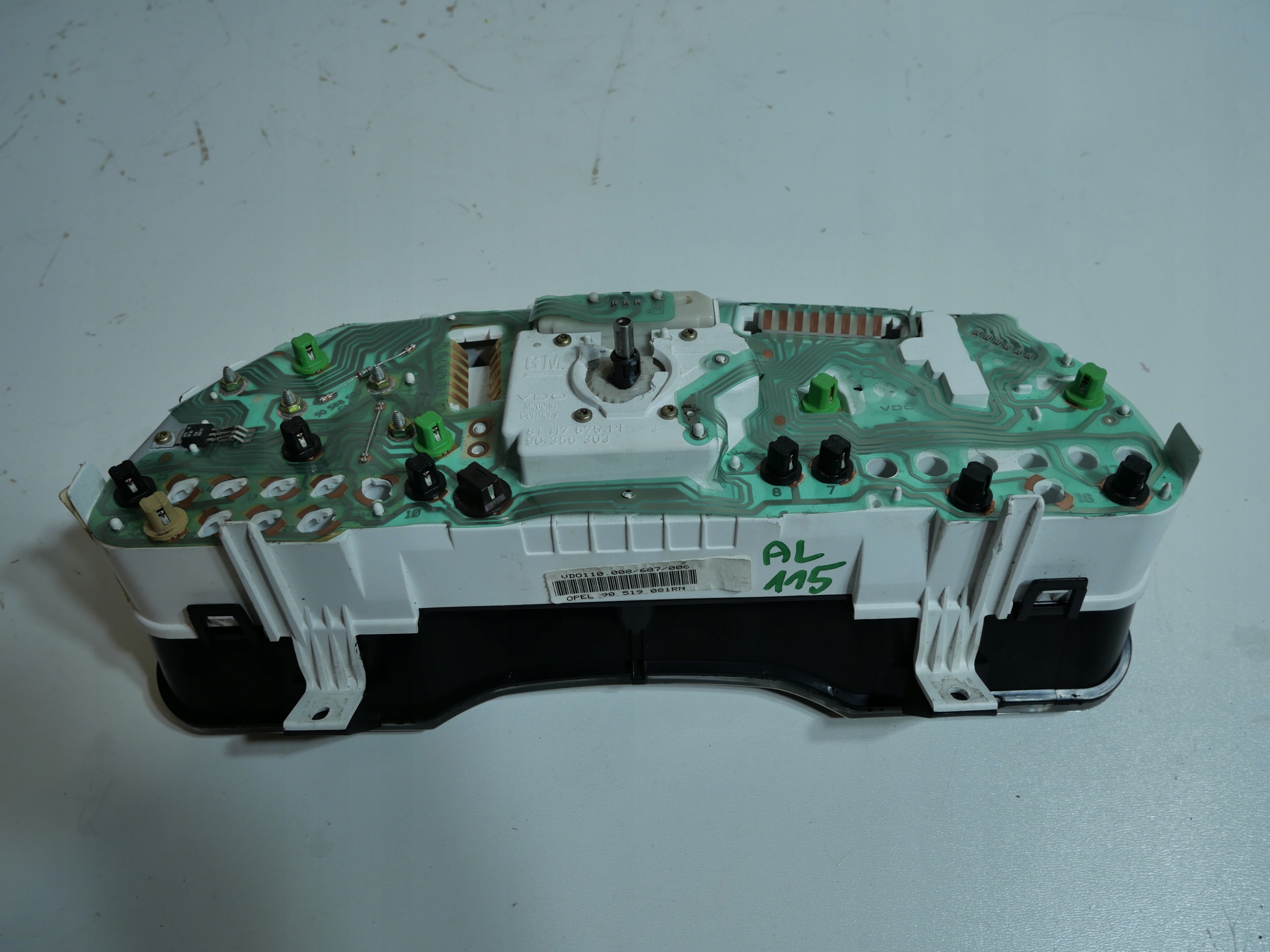 dials clock Opel Astra F 90519081RN