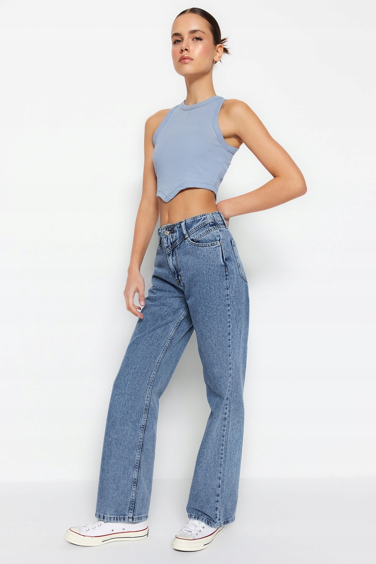 Trendyol Džíny Mom Jeans S Oděrkami A Vysokým Pasem 40 6FA