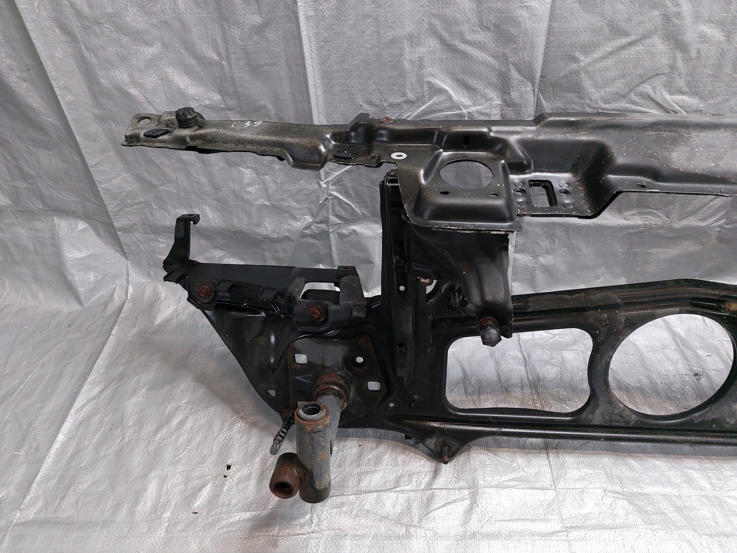 Schlossträger Versteifung BMW E39