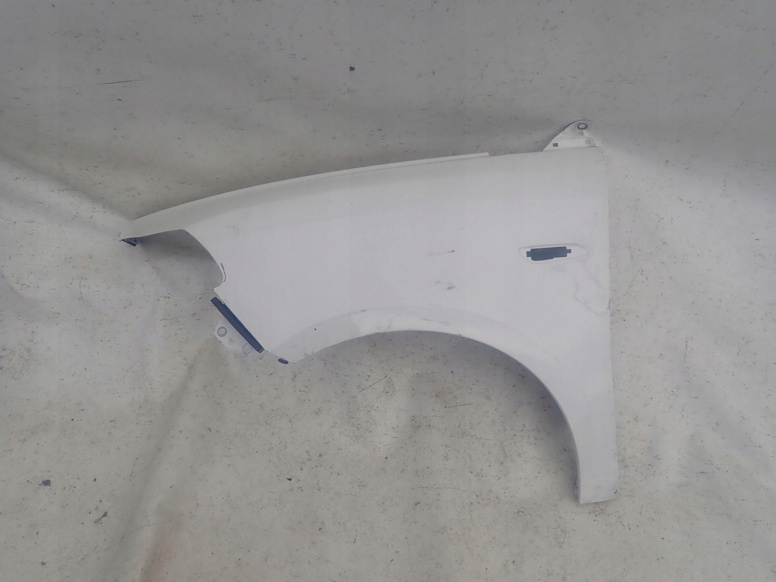 LANCIA YPSILON 11-> fender left front front