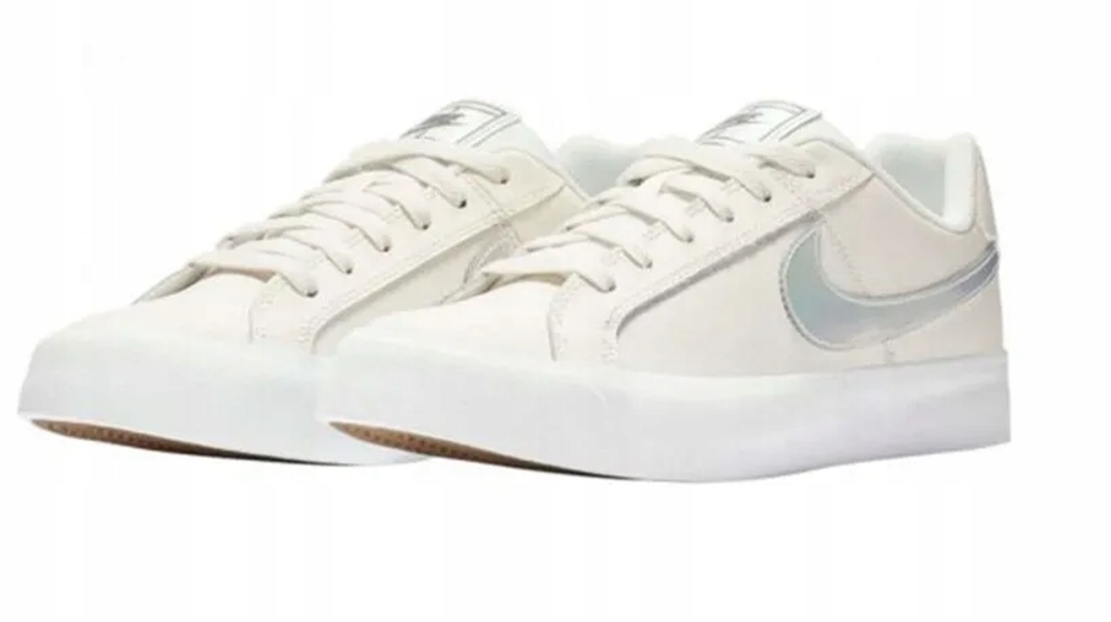Dámské sportovní boty Nike Court Royale Ac AO2810-104 béžové vel. 40.5