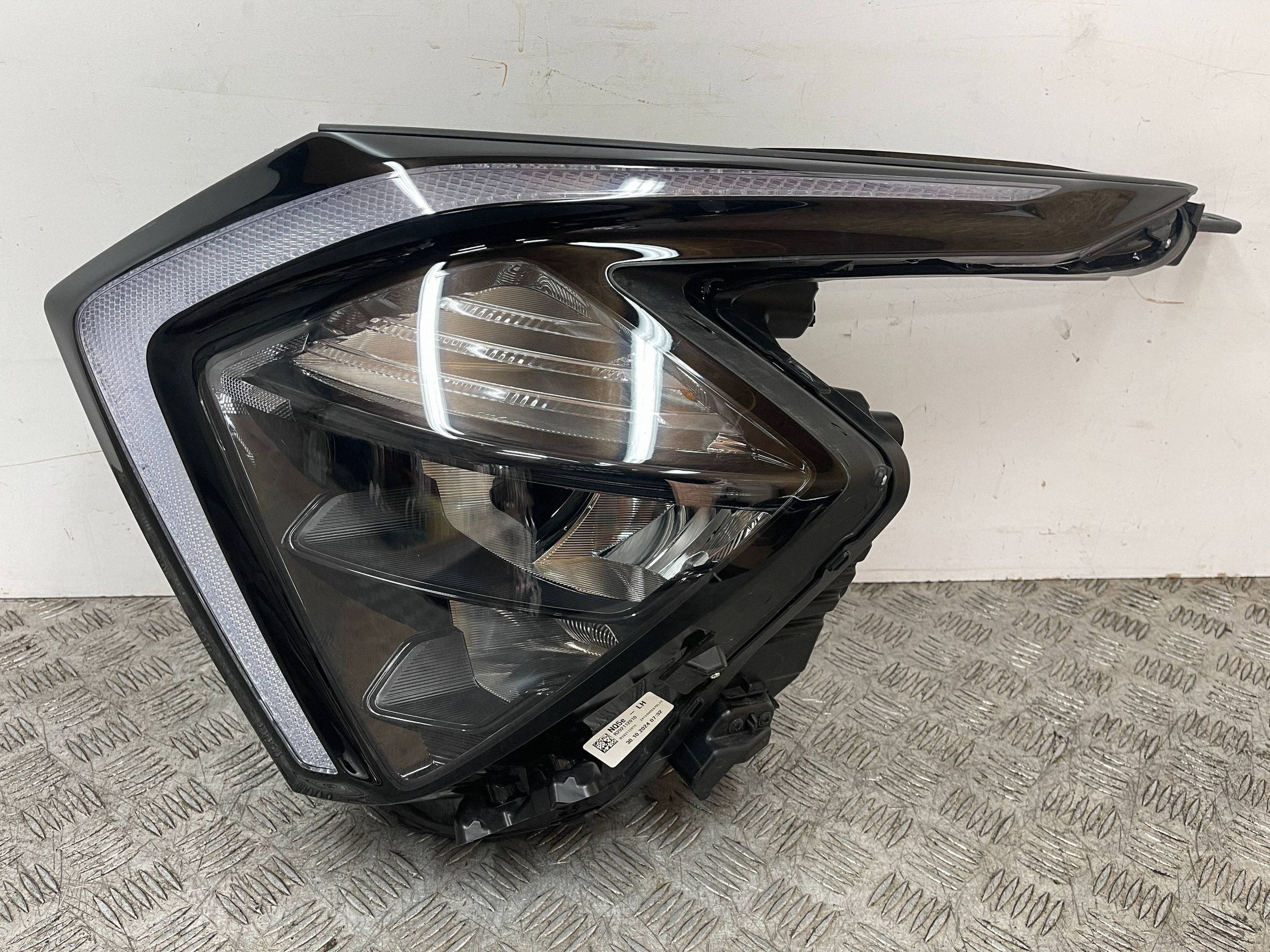 REFLEKTOR light front front left KIA SPORTAGE V 5 21- 92101-R2000