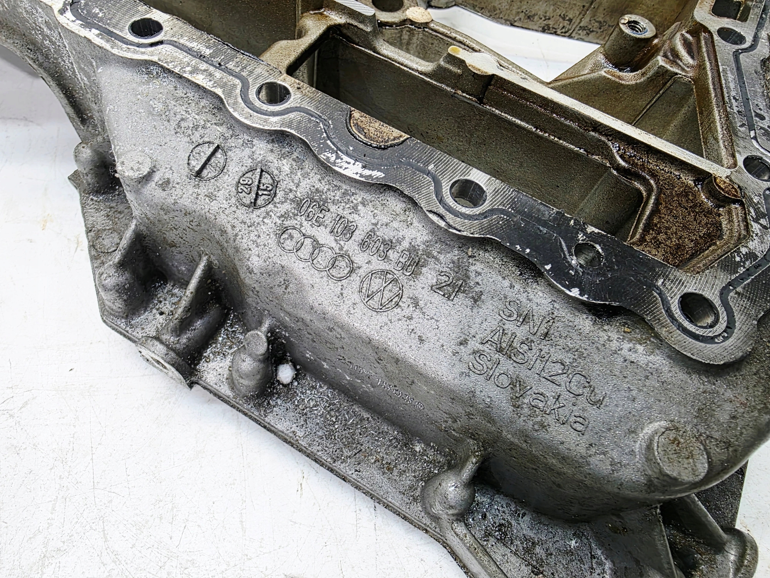 Ölwanne POLBLOK AUDI A4 B8 A5 Q5 A6 C7 3.0 TFSI 06E103603BB