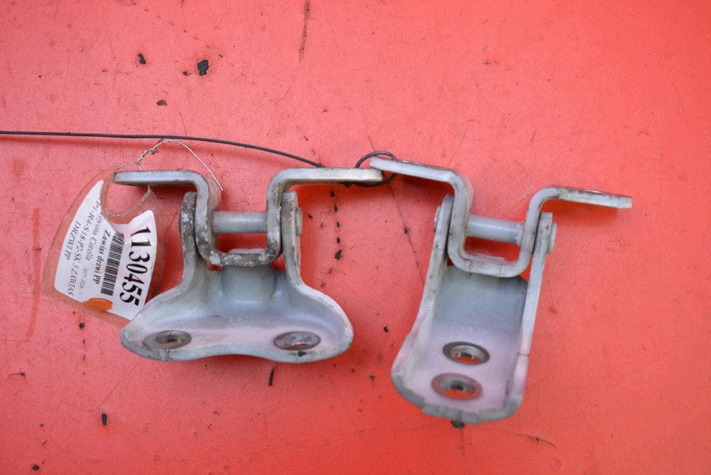 hinge hinges door right front TOYOTA COROLLA E21 18-25