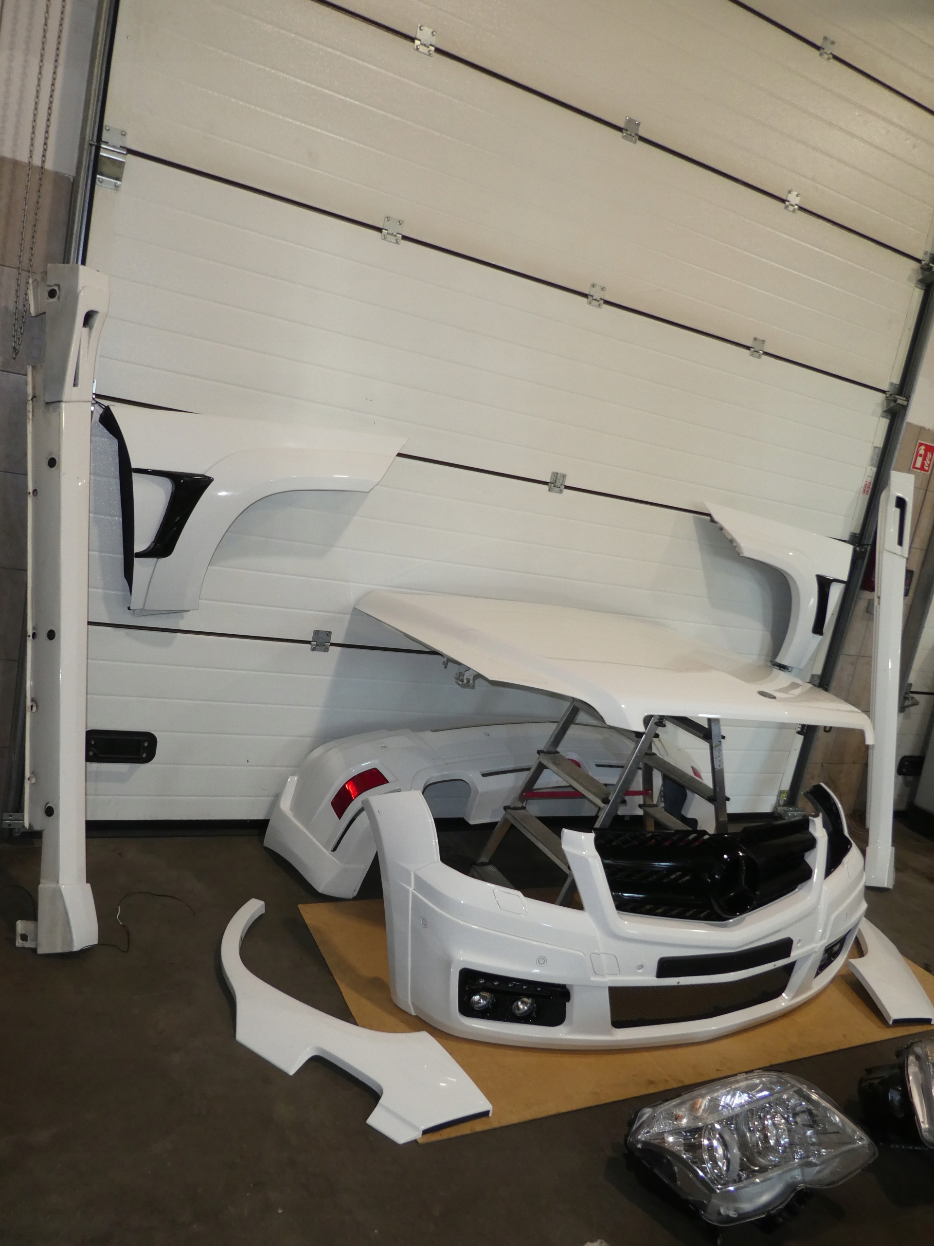 MERCEDES GLK X204 bonnet bumper front rear part thresholds BRABUS