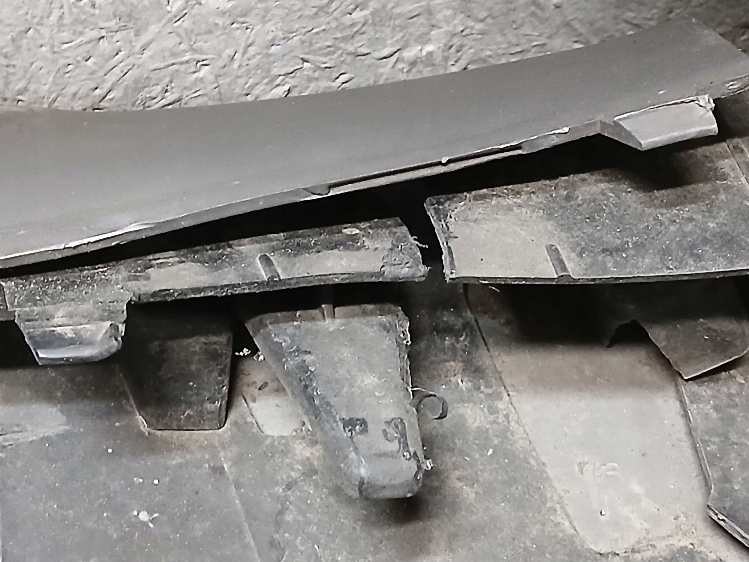 nárazník předek BMW X1 F48
