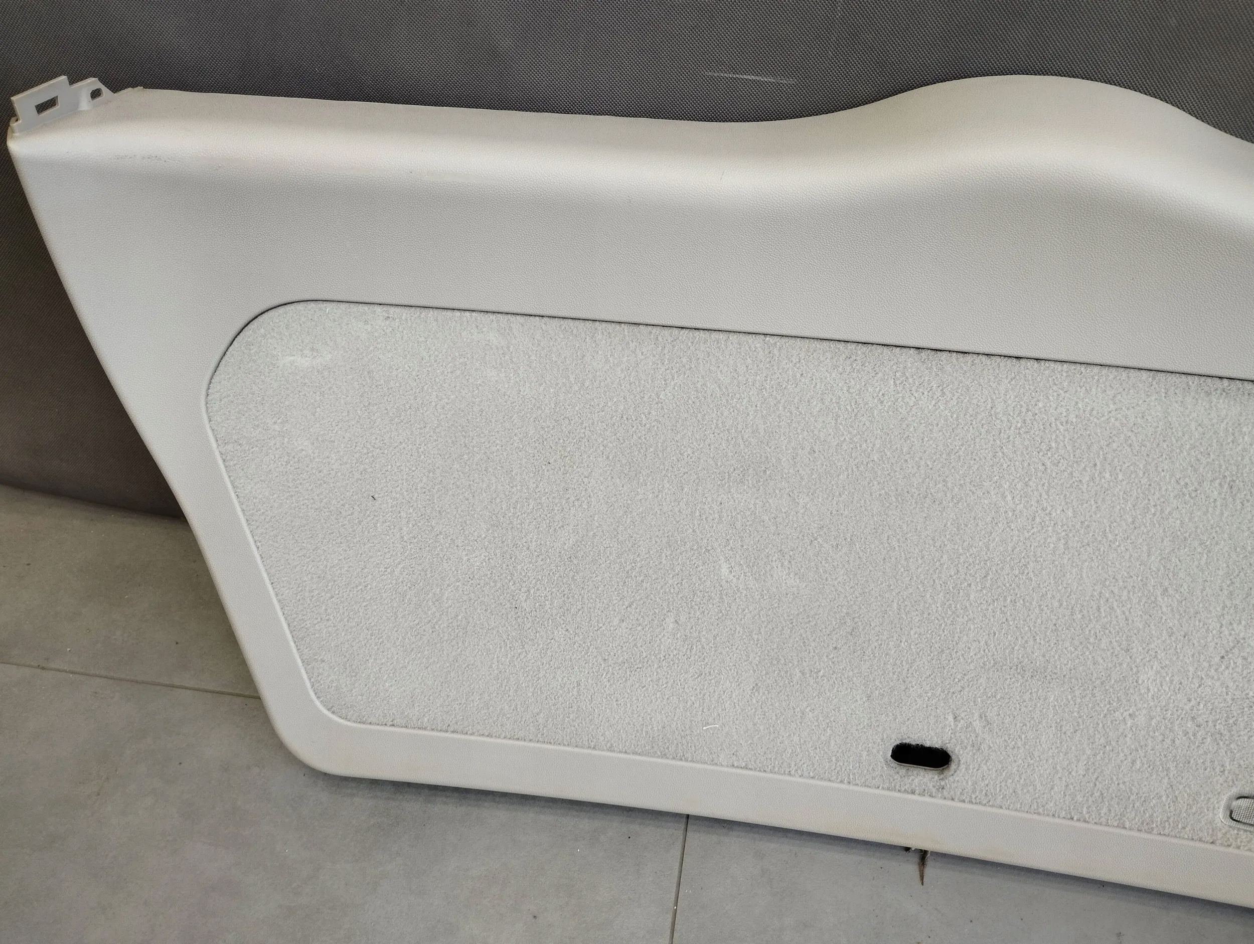 Mercedes ML W164 upholstery bonnet rear part A1647401770