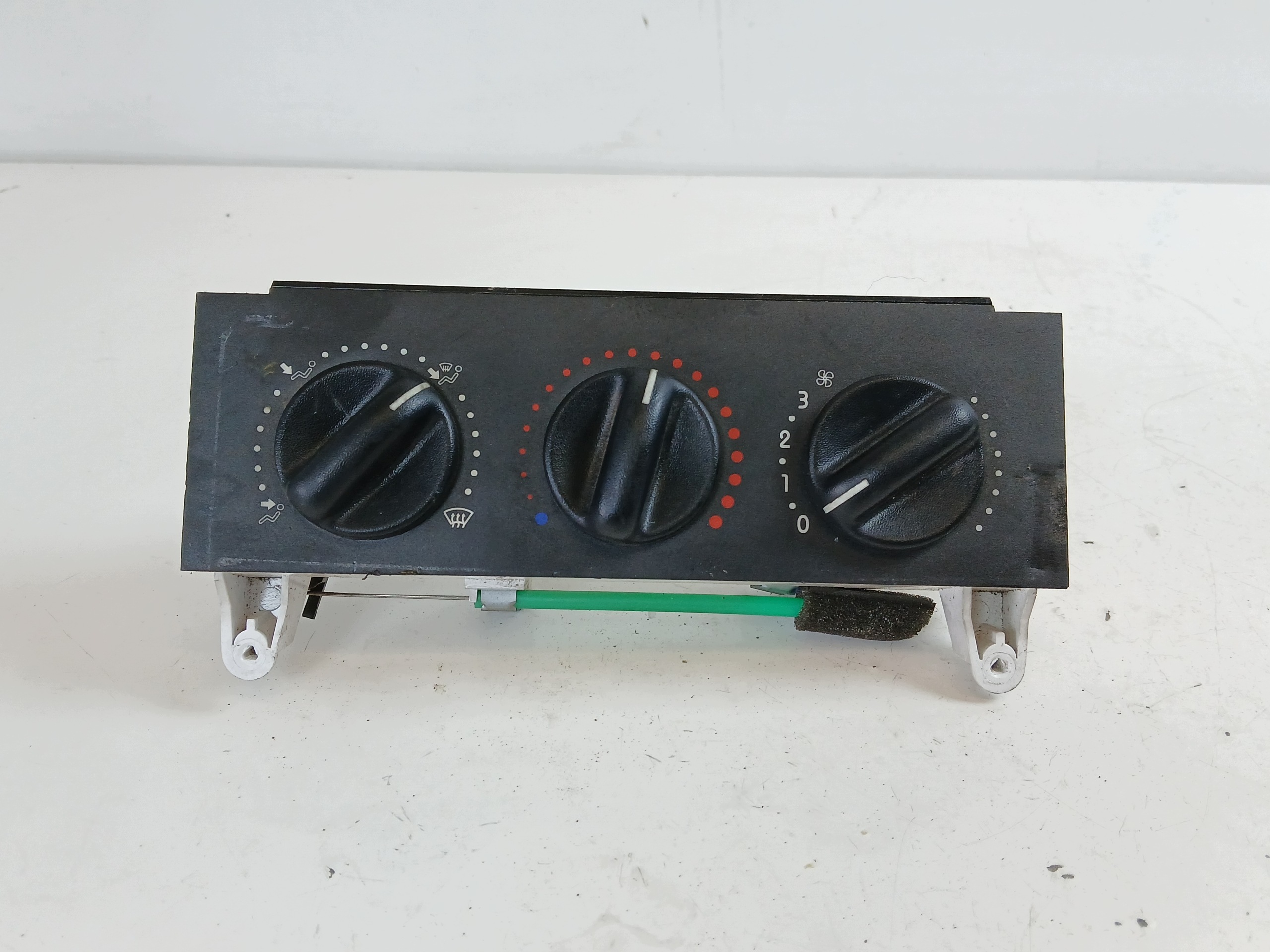 RENAULT KANGOO e PANEL BOCCHETTE OGRZEWANIA