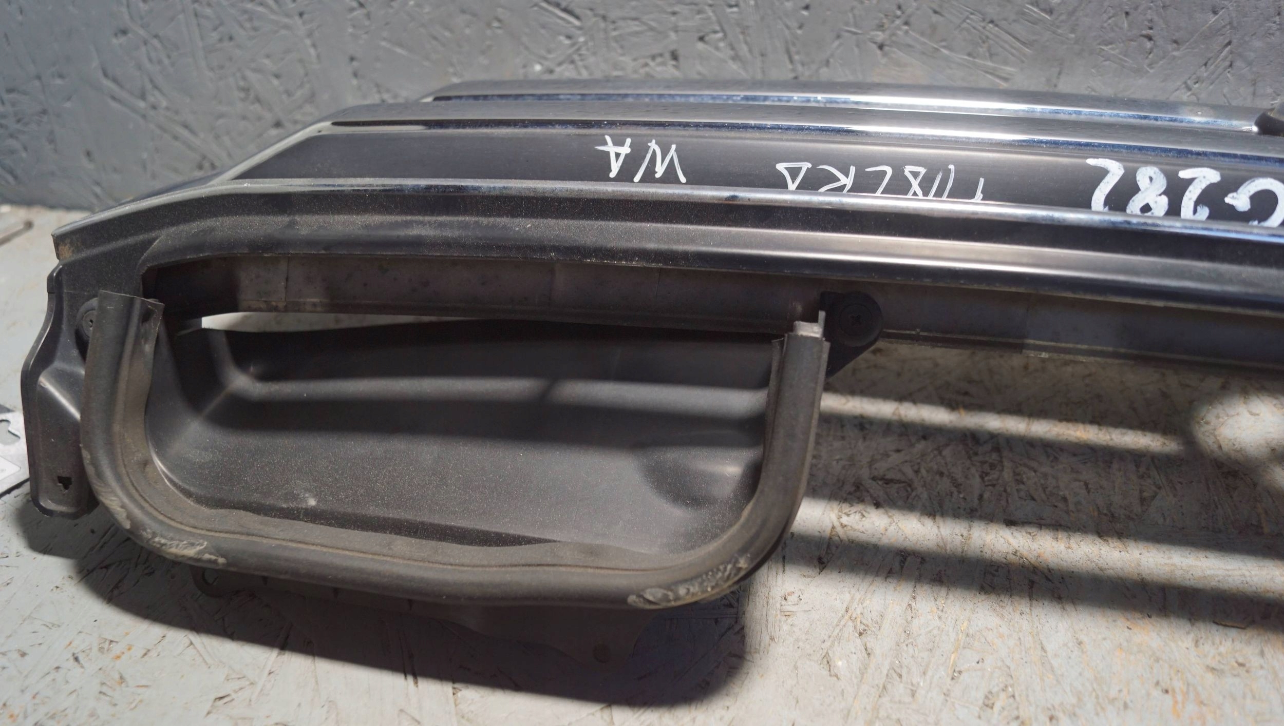 Toyota Land Cruiser J7/J9/J12/J15/J25 J9 Kühlergrill FRONTGRILL 5311160320 - Thumbnail 11