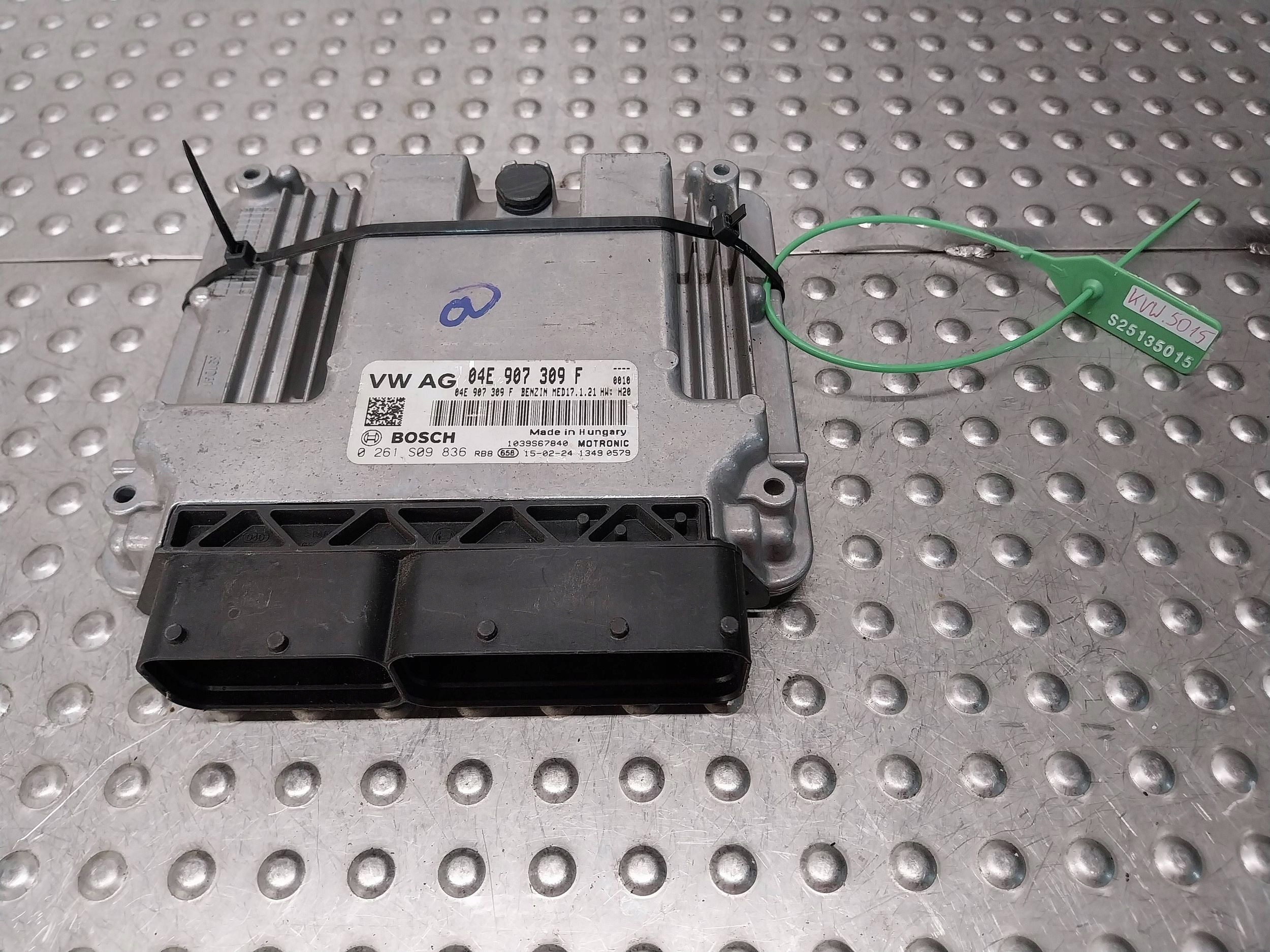 computer control unit of the engine 04E907309F A3 8V GOLF VII PASSAT B8 ARTEON