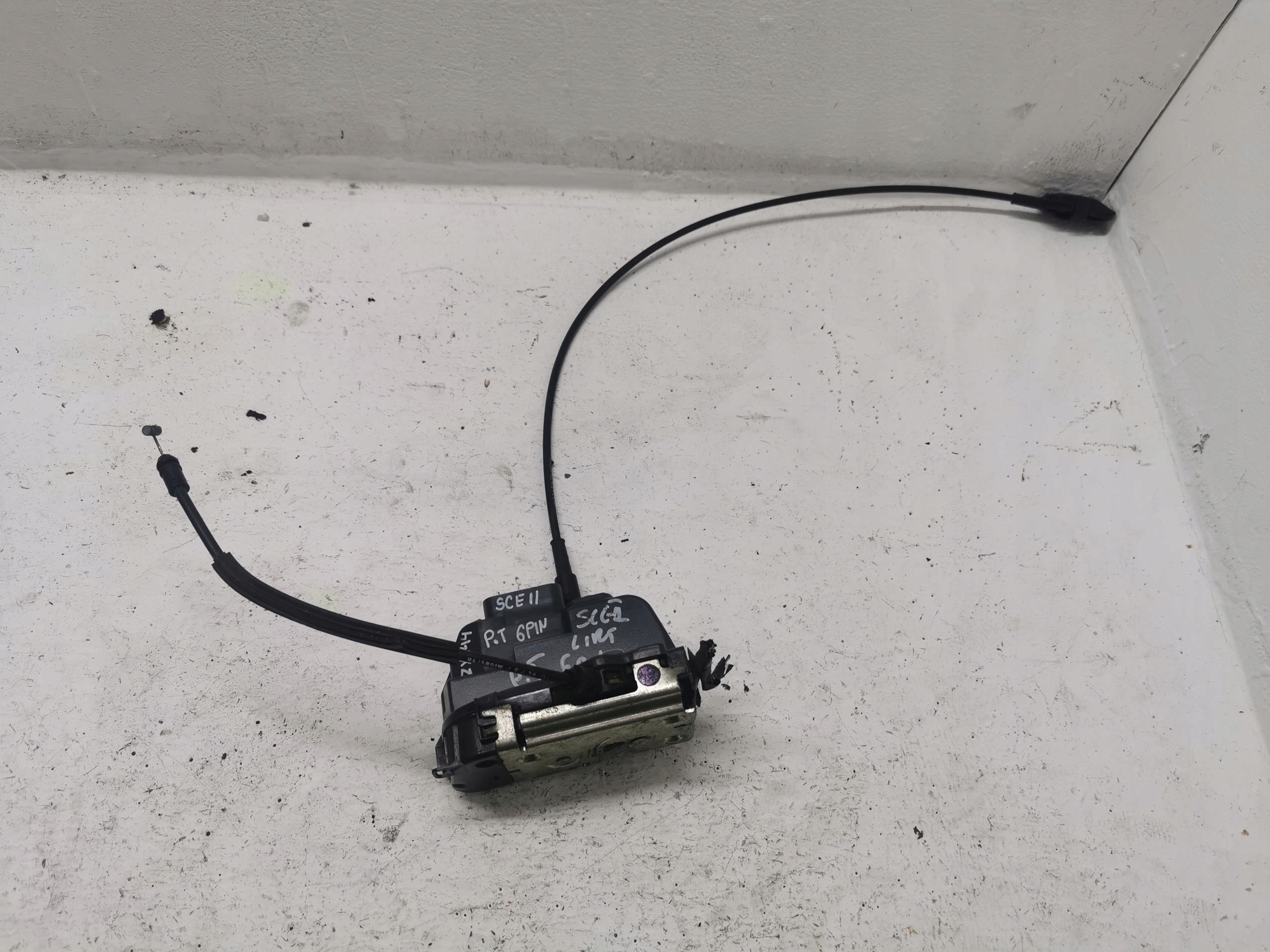 lock door right rear part RENAULT SCENIC II 6 PIN