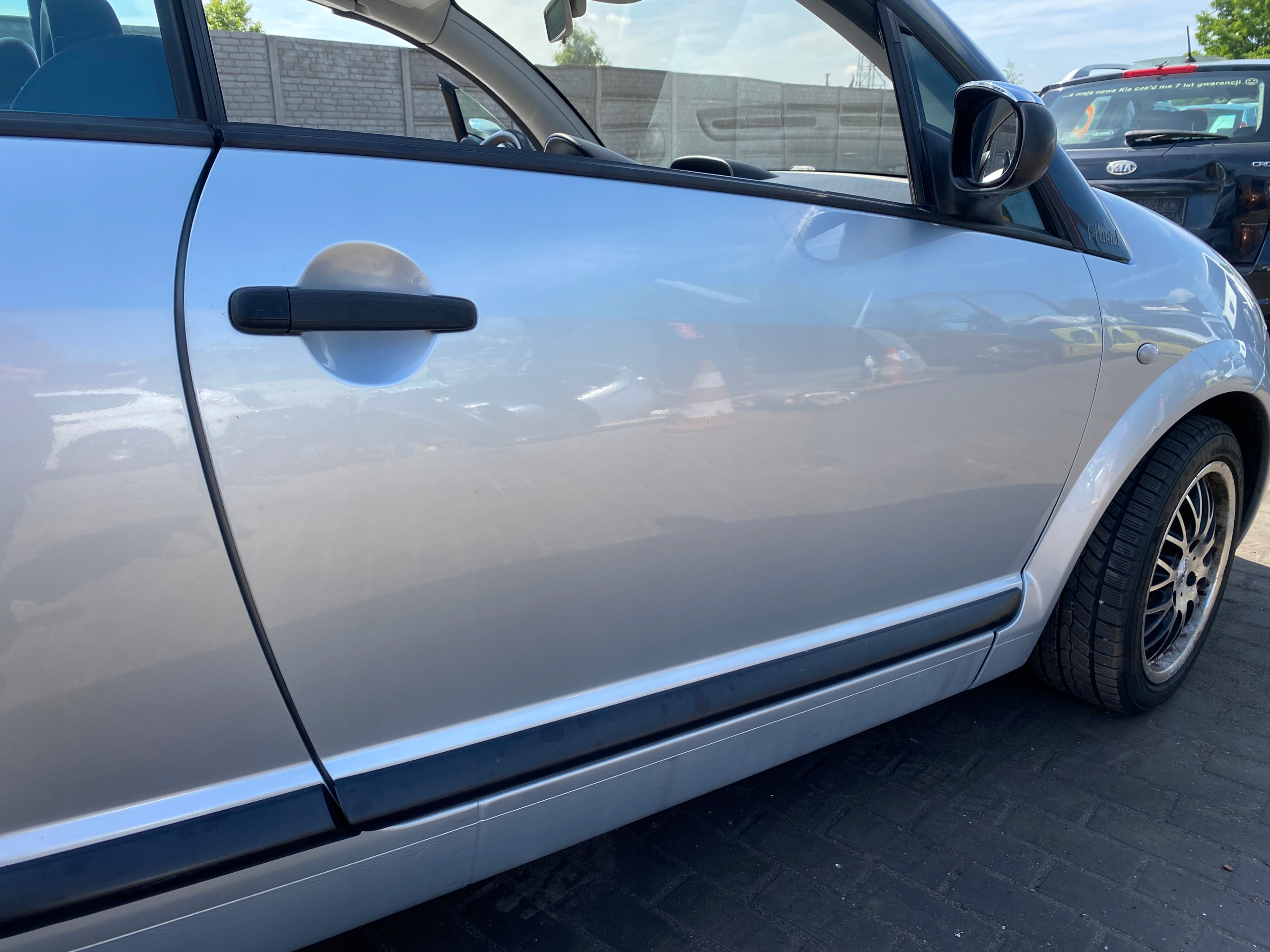 door right front front Citroen C3 Plurier 03-09 code lakieru EZRC