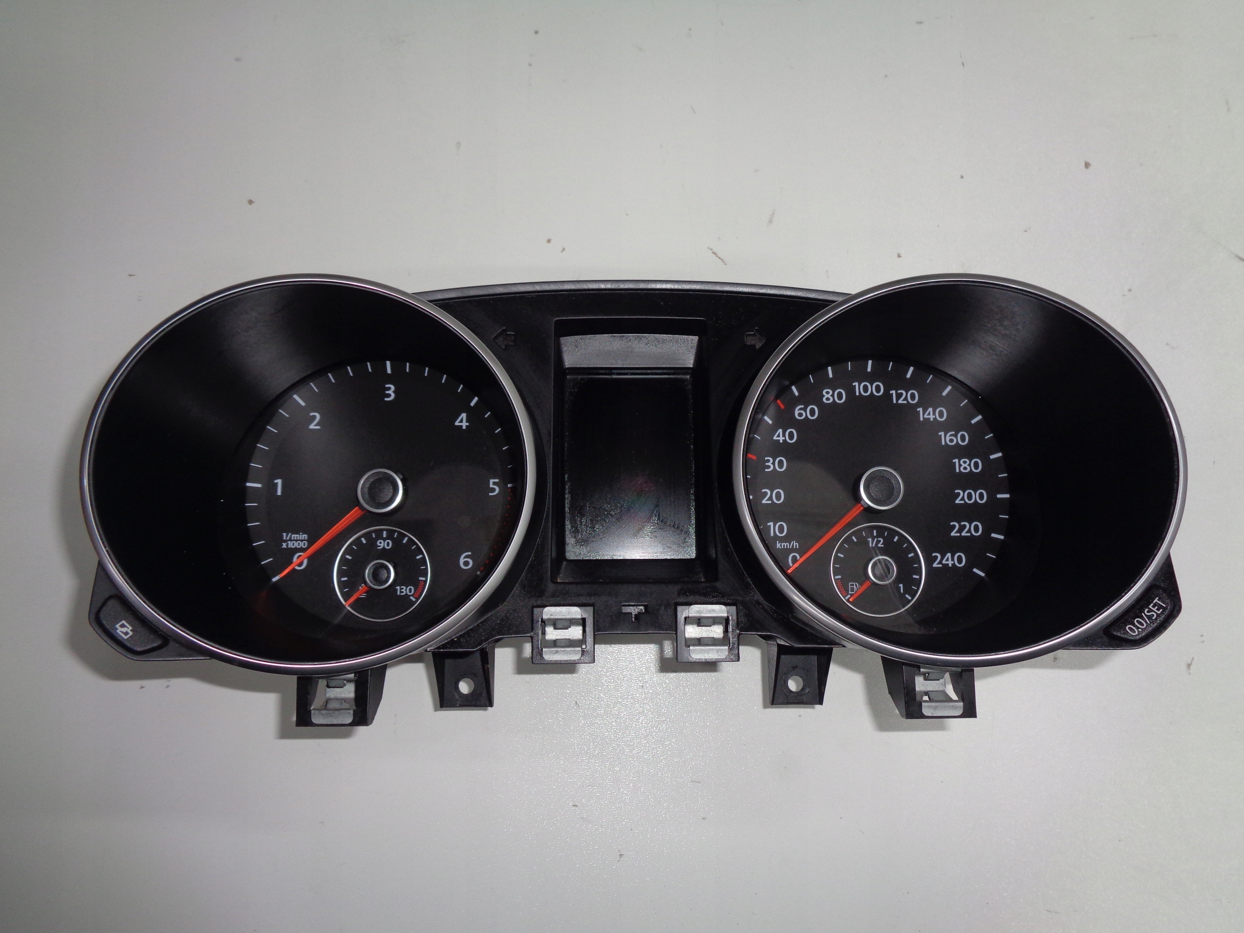 VW GOLF VI 6 dials dials 2.0 TDI CBD 5K0920870E
