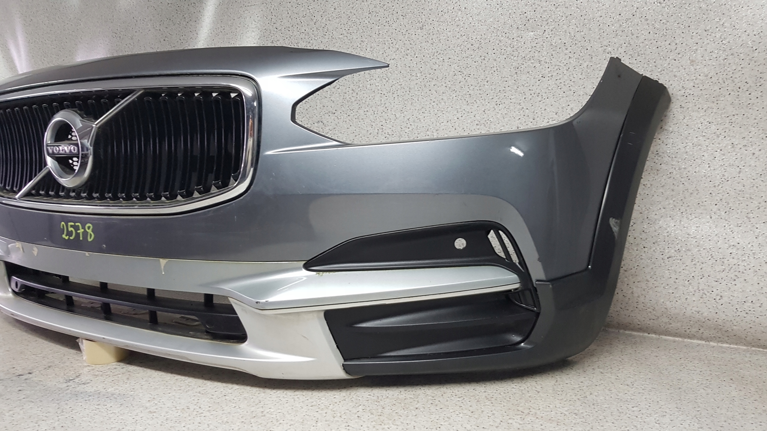 VOLVO S90 V90 CROSS COUNTRY 2016 - bumper front 2578