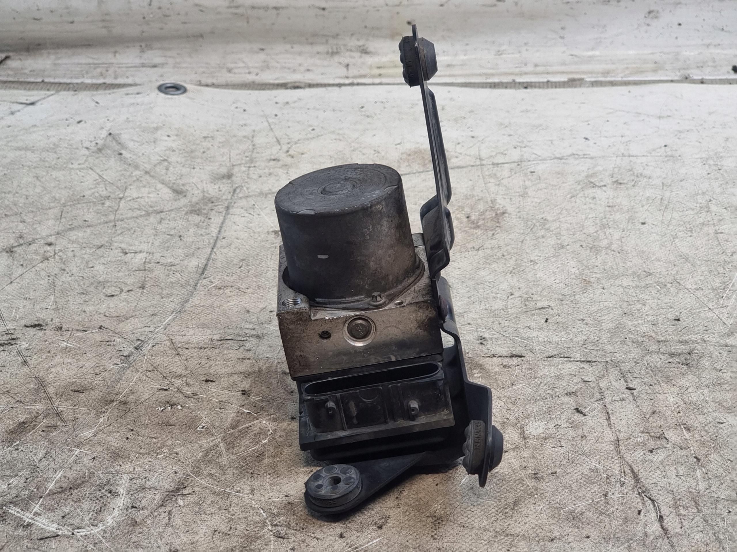 Pompa ABS OE 8200038695 RENAULT MEGANE II 03r