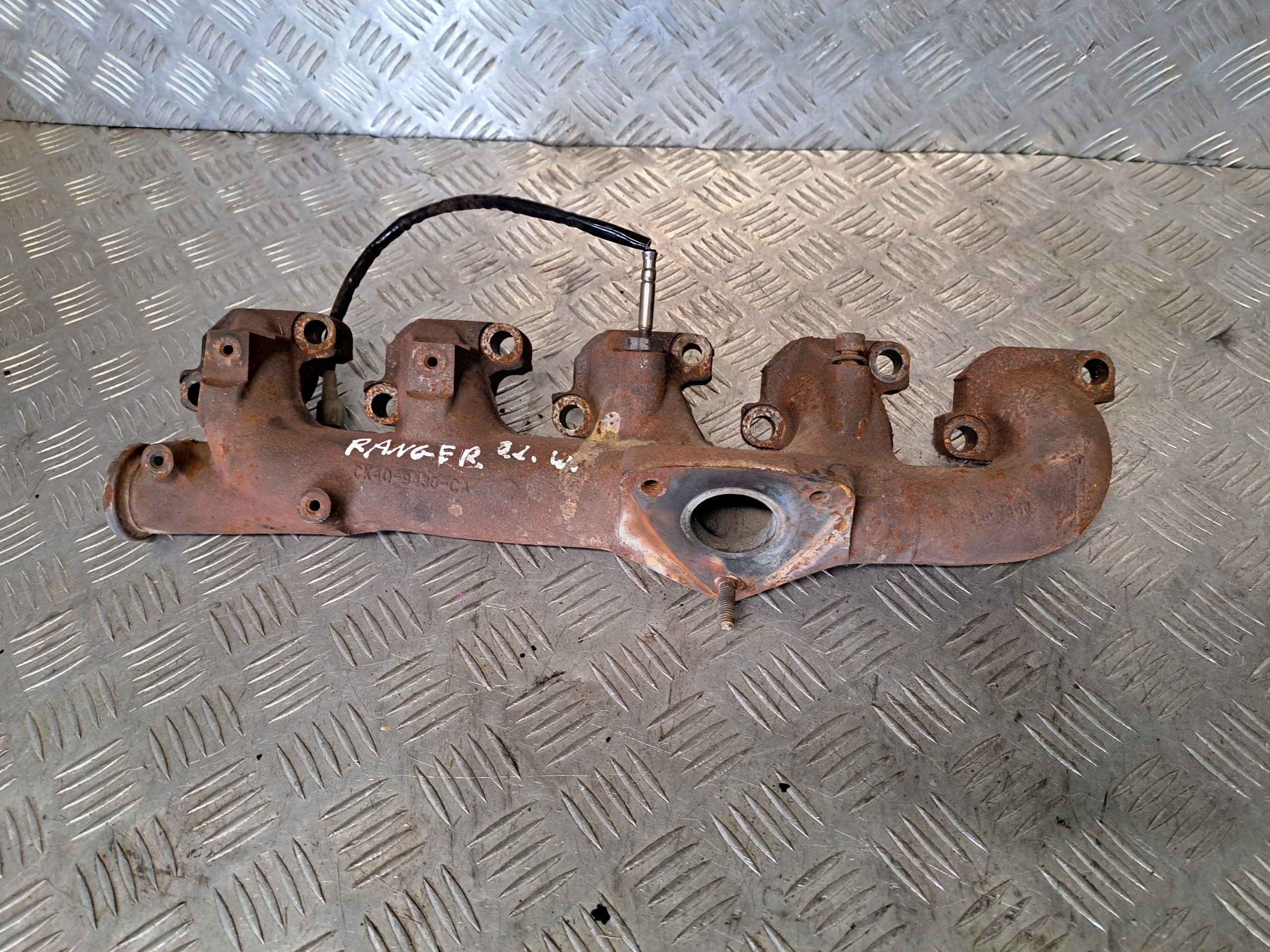 Ford OE CK4Q-9430-CA коллектор выпускной