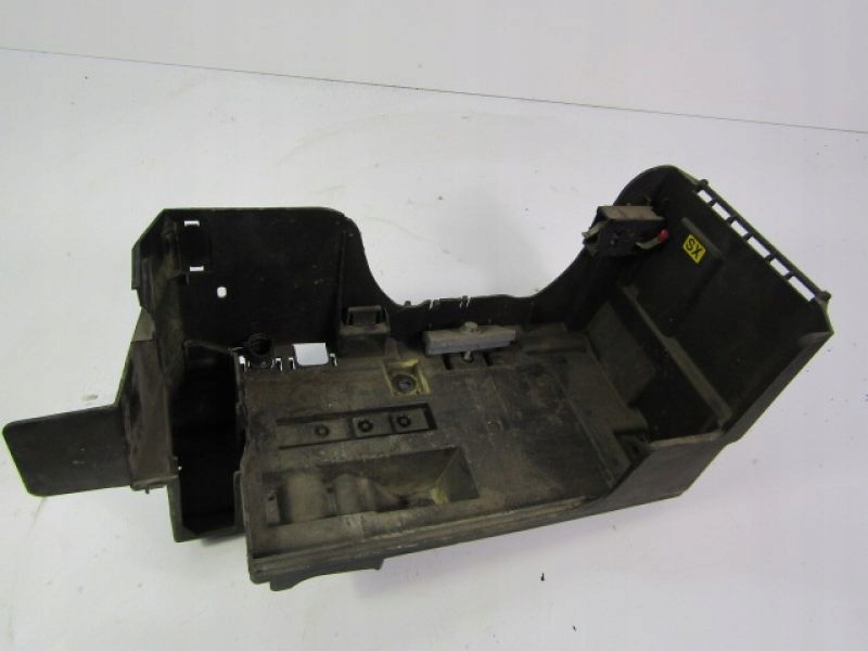 OPEL VECTRA C PODSTAWA AKUMULATORA 24438484 1,9 Typ samochodu Samochody osobowe