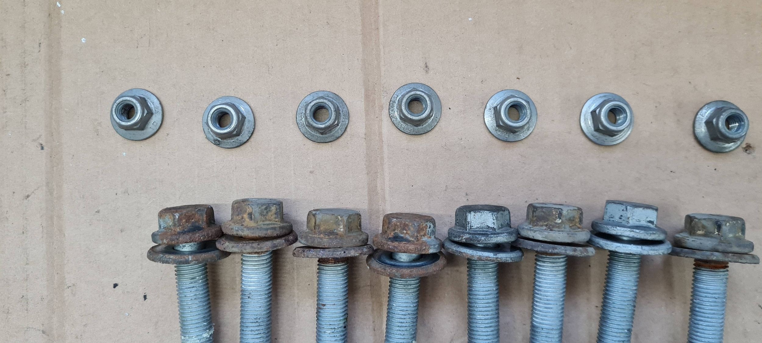A7 4G screws springing front axle beam axle beam A6 C7 4G A4 B8 S4 A5 8T