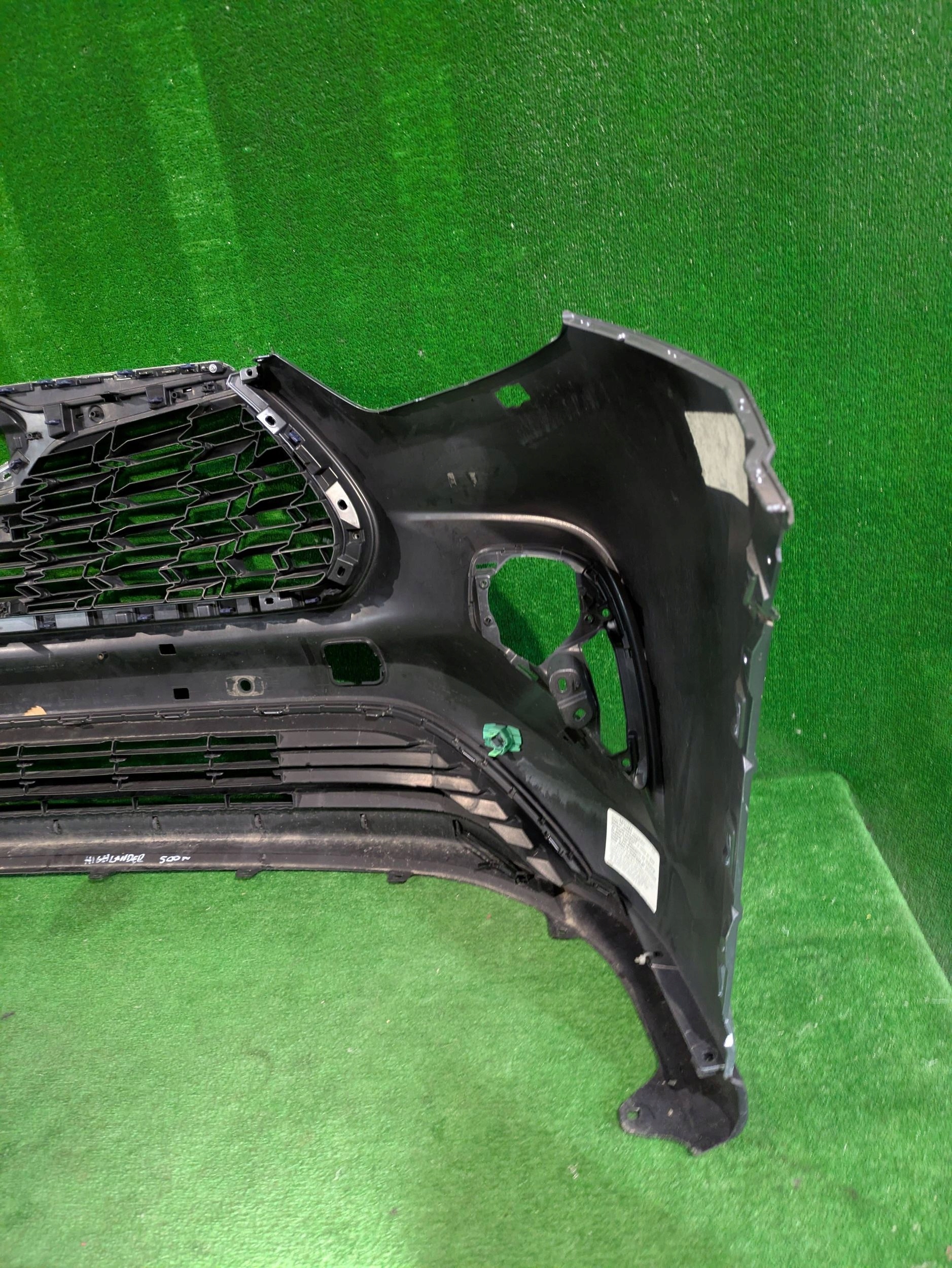 front bumper front TOYOTA HIGHLANDER IV NR.2407