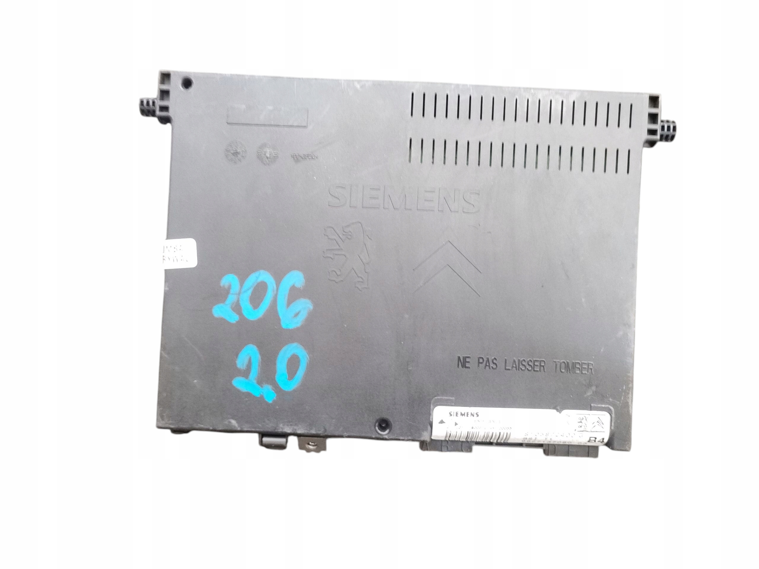 Module BSI Module fusibles PEUGEOT 206 9627137080 B4