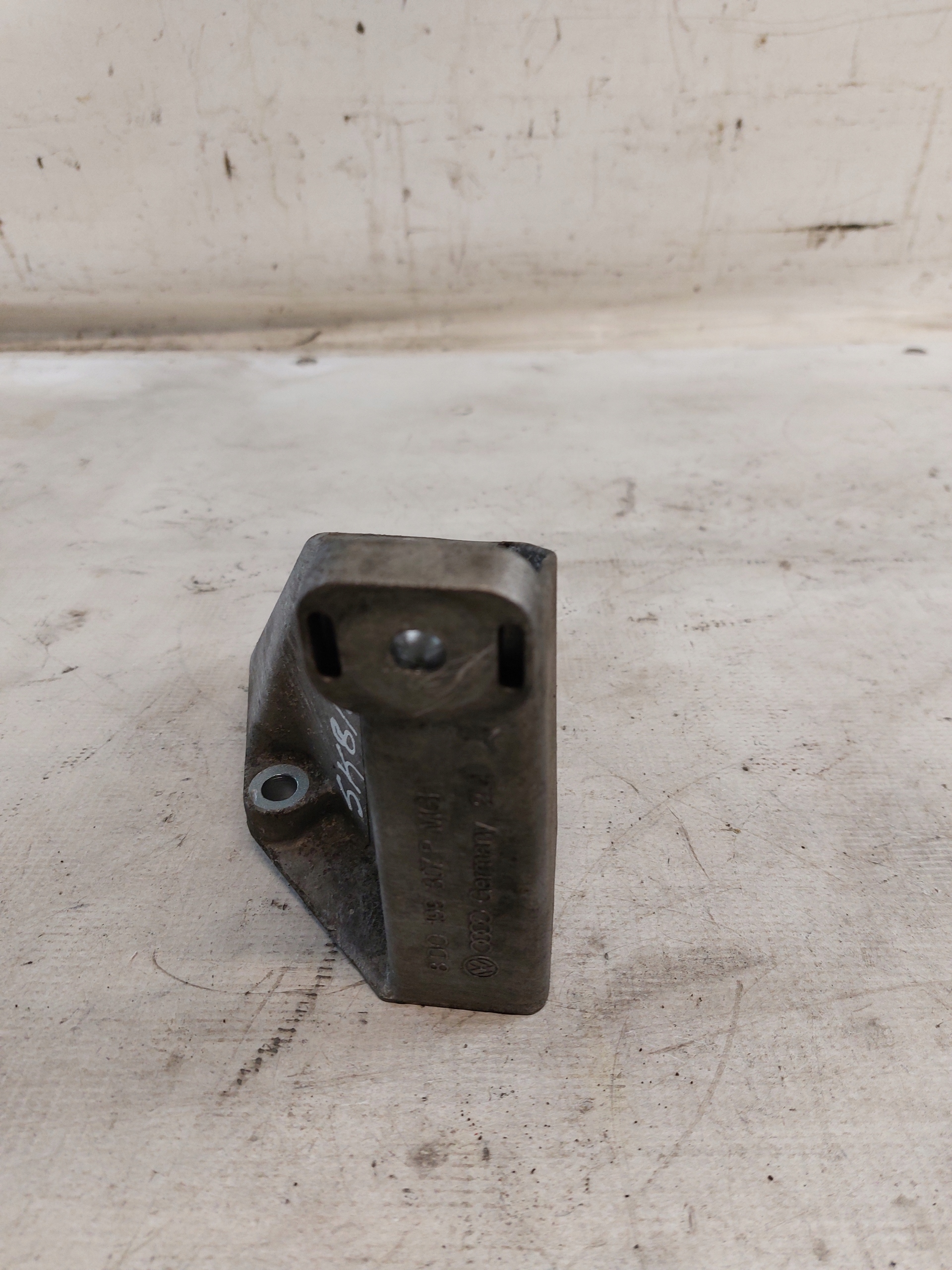 engine mount AUDI A4 B5 1.6 FL