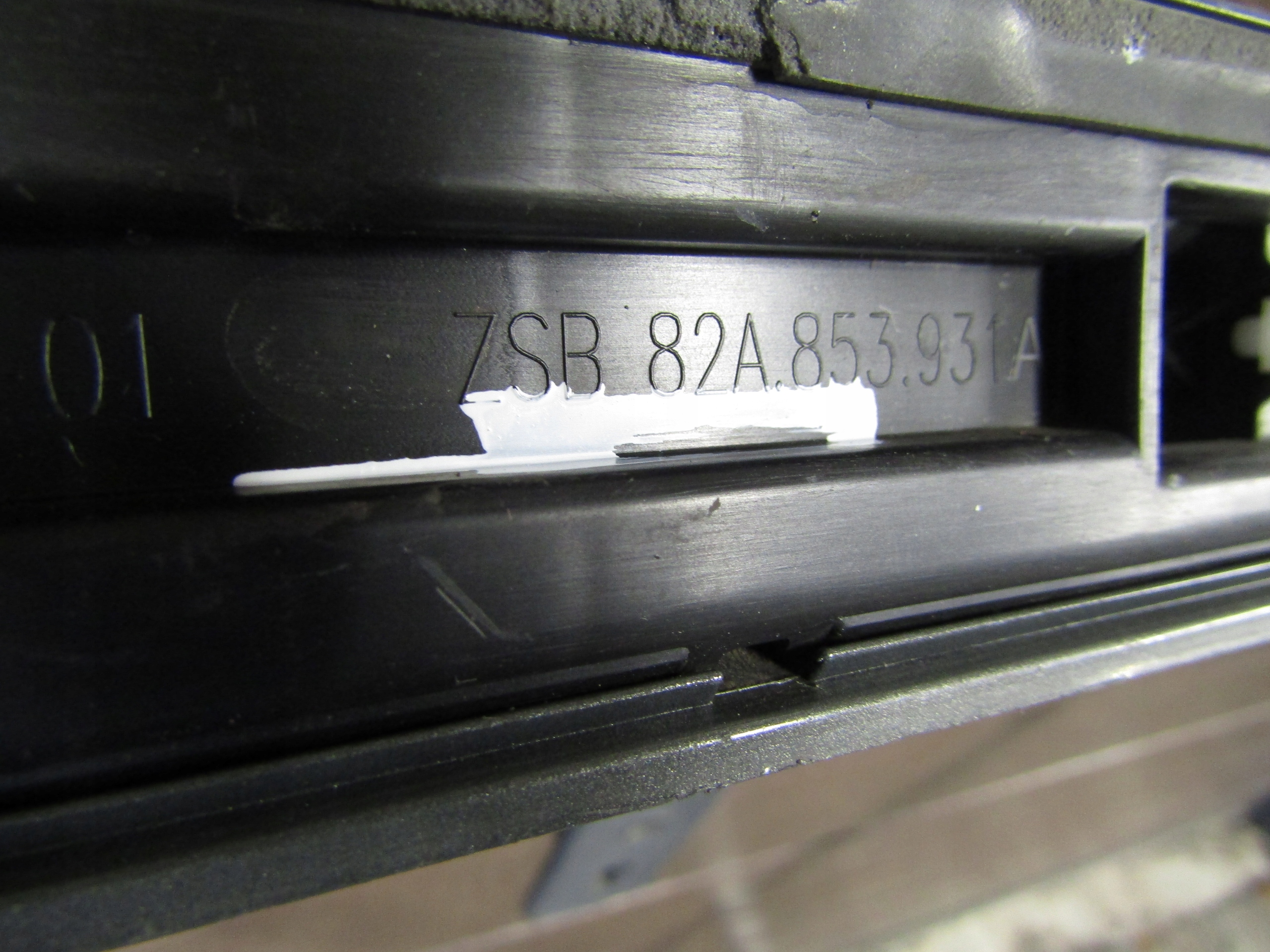 молдинг порога левый Audi A1 s 82A 17- S1